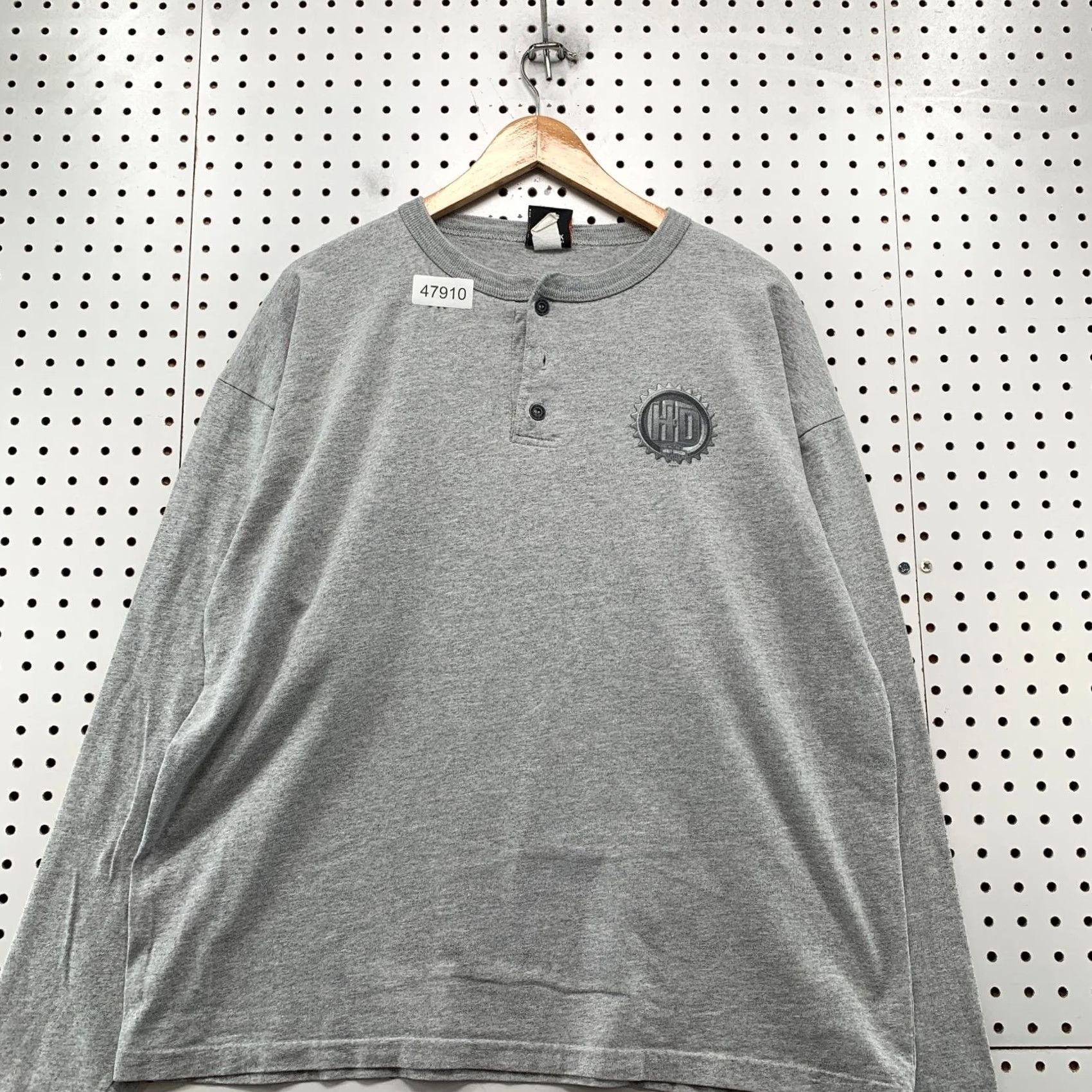 Harley Davidson Harley-Davidson Henley Shirt Men XL Gray Long Sleeve Motorcycle Galaxy Illinois Galena MDN Graphic Print T-Shirt Mens Vintage: No Size US XL / EU 56 / 4 - 4 Thumbnail