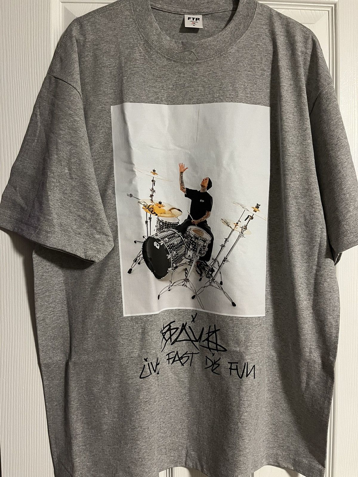 Fuck The Population FTP X FAMOUS STARS ⭐️ TRAVIS BARKER T-SHIRT Size US XL / EU 56 / 4 - 2 Thumbnail