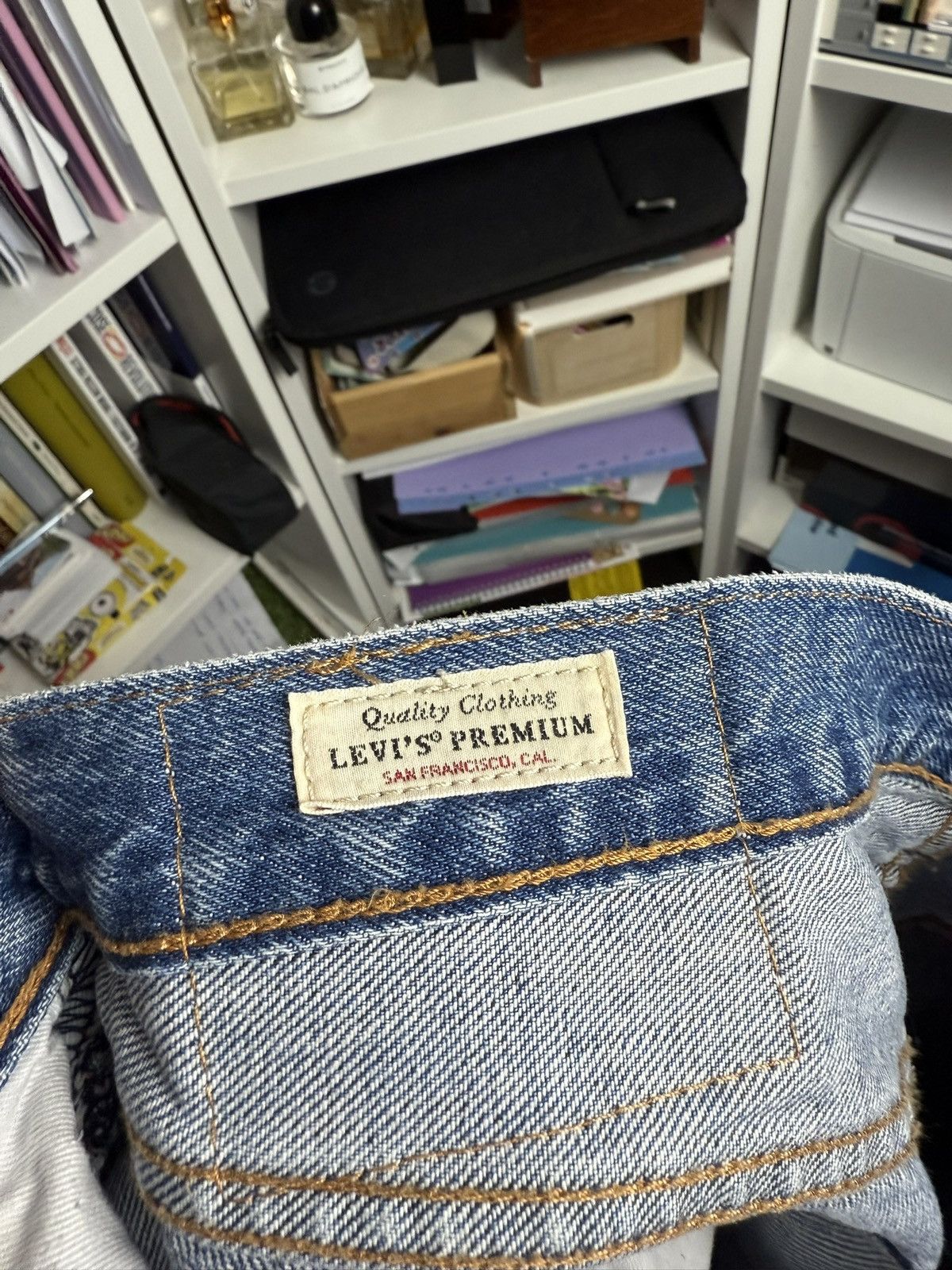 Levi's × Vintage Levis Lot 501 premium denim jeans babyblue pants 33x30 y2k Size US 33 - 5 Thumbnail