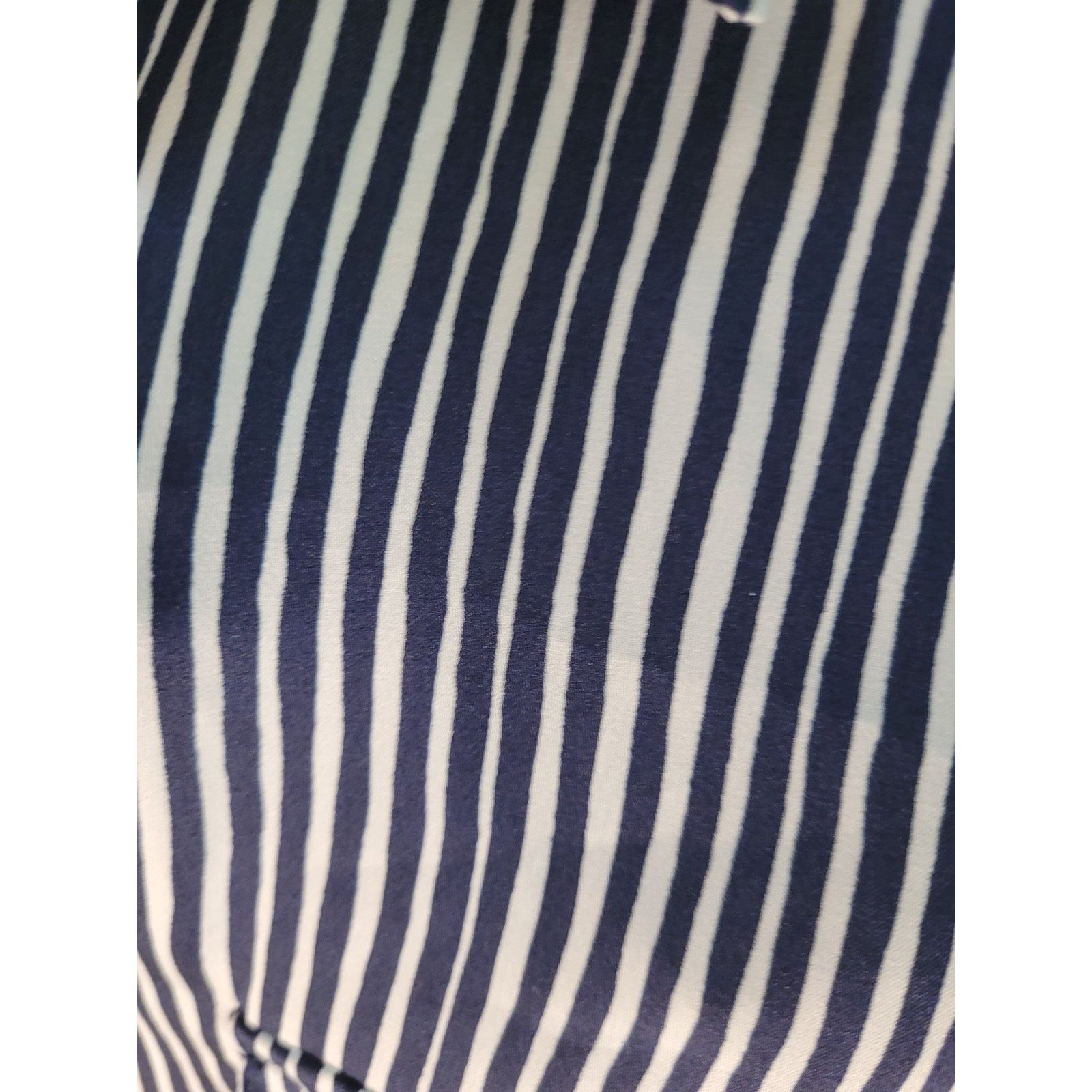 Jones New York Jones New York Navy/Silver Stripe Sleeveless Blouse Sz M Size M / US 6-8 / IT 42-44 - 4 Thumbnail