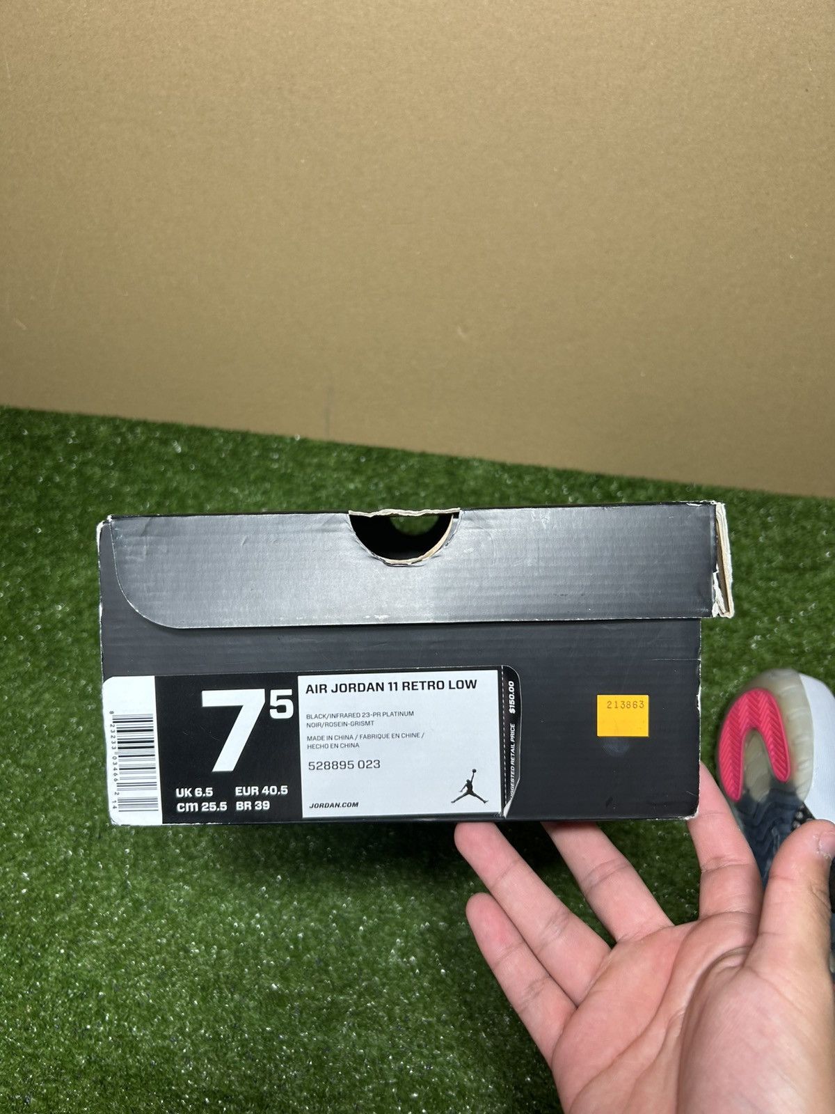Jordan Brand Jordan 11 low Infared Size US 7.5 / EU 40-41 - 11 Thumbnail