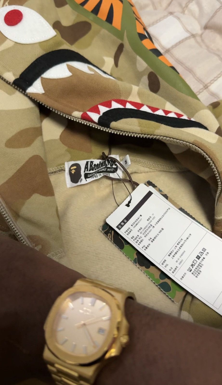 Bape BAPE 1st Camo Shark WGM Full Zip Hoodie (Beige) Size US M / EU 48-50 / 2 - 2 Thumbnail