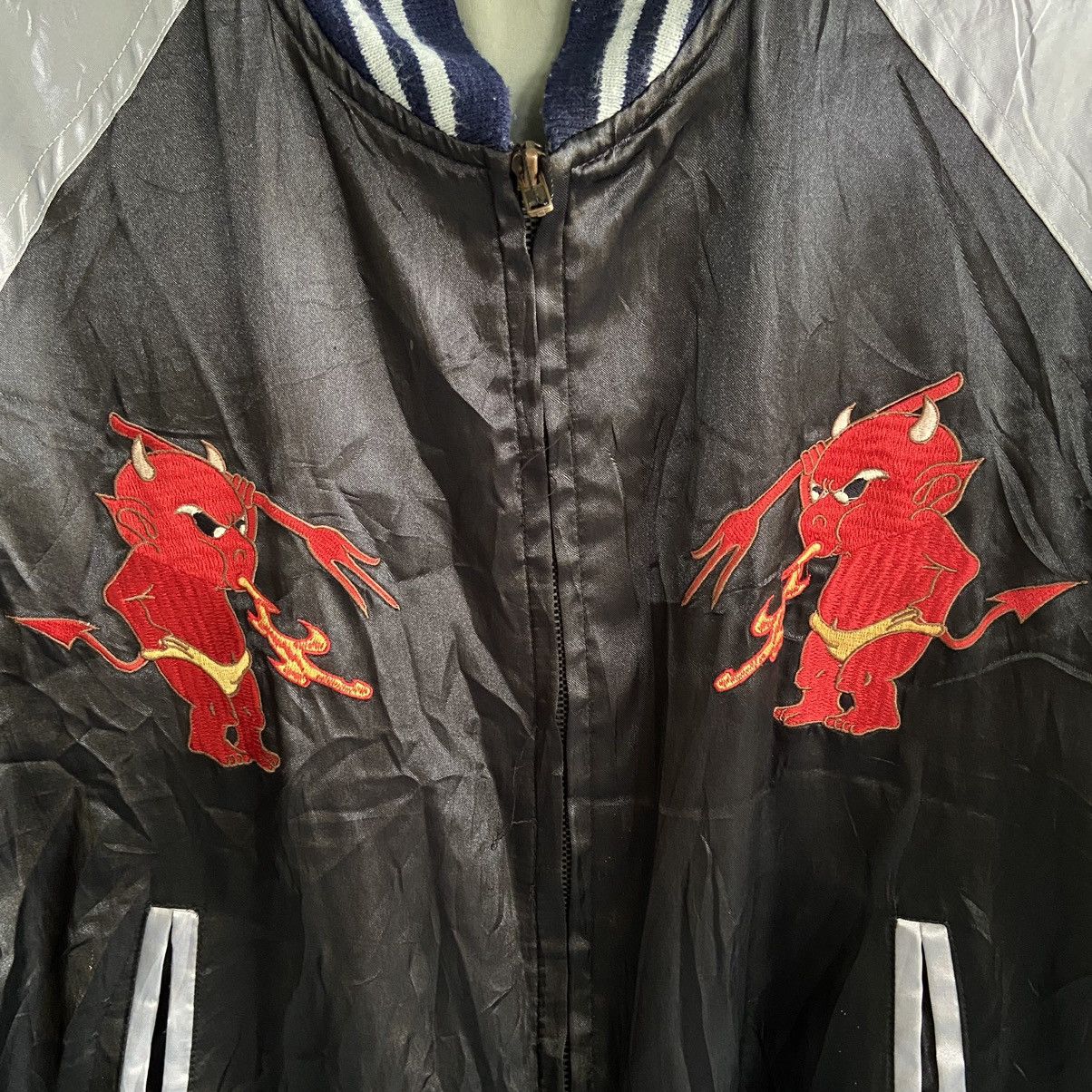 Japanese Brand Vintage sukajan red devil US airforce KC 135A hawai 60’s Size US M / EU 48-50 / 2 - 2 Thumbnail