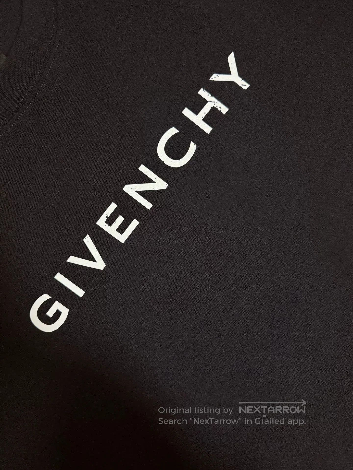 Givenchy Givenchy New Black T-shirt Only One. Size US L / EU 52-54 / 3 - 5 Thumbnail