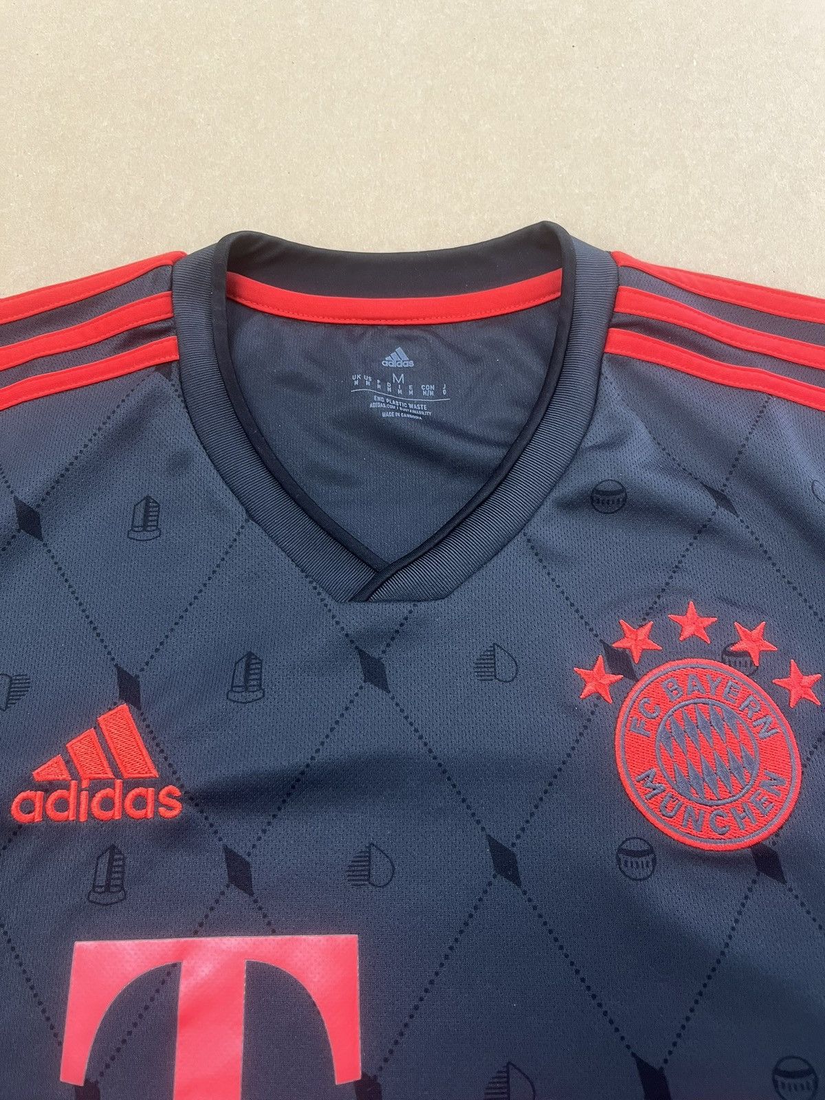 Adidas Adidas Bayern Munich 2022/23 Authentic Third Jersey Size US M / EU 48-50 / 2 - 3 Thumbnail
