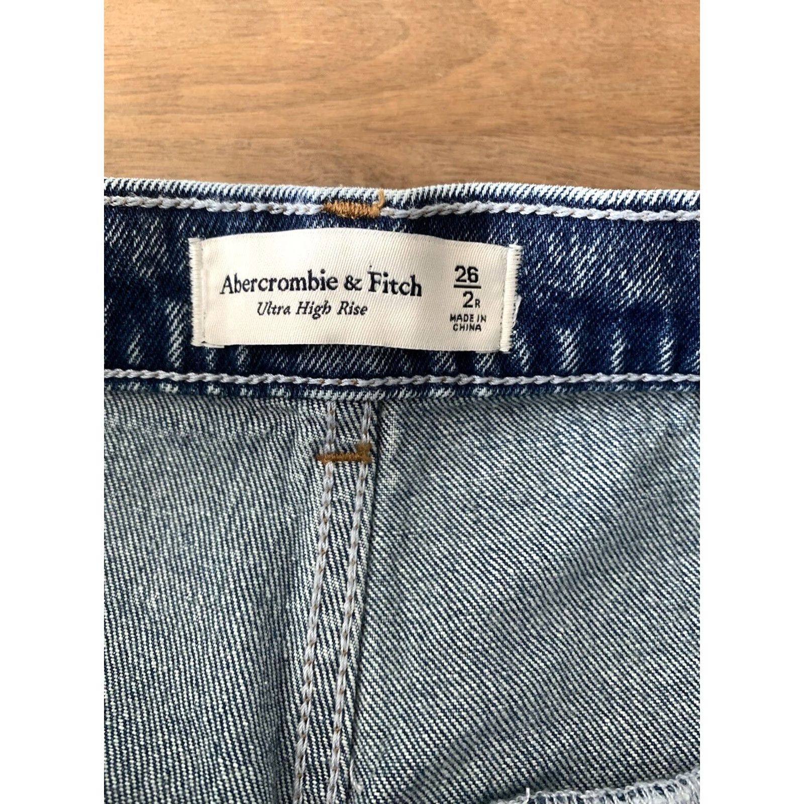 Abercrombie & Fitch Abercrombie & Fitch Jeans Women's 26 Blue High Rise Tapered 90s Band Punk Casual Denim Baggy Style Size 26" / US 2 / IT 38 - 3 Thumbnail