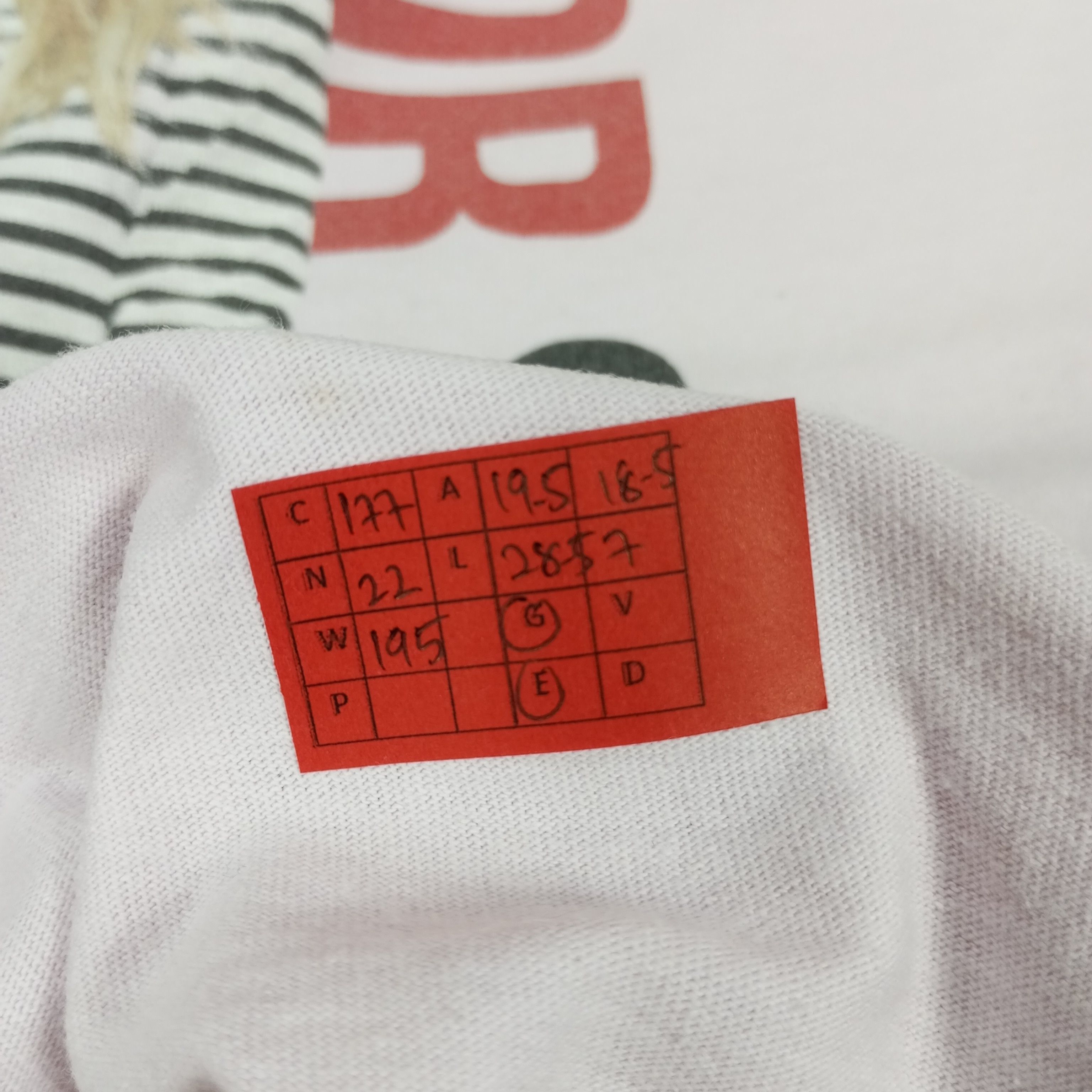 Band Tees × Vintage Taylor Swift Singer Music Red Tour Tshirt Size US M / EU 48-50 / 2 - 11 Thumbnail
