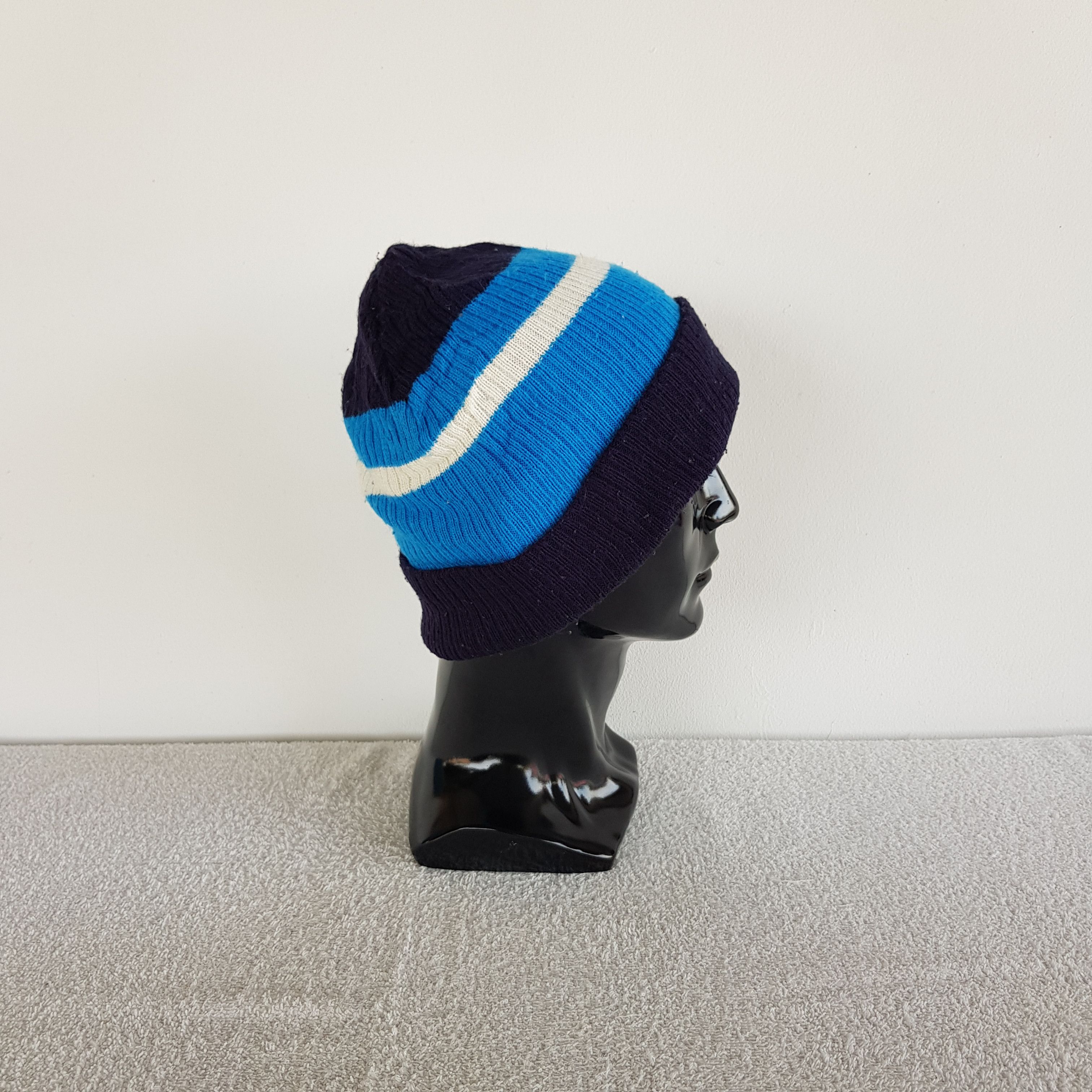 Nike Vintage Nike Beanie Y2K Nike Swoosh Knit Snow Caps Hats Size ONE SIZE - 3 Thumbnail