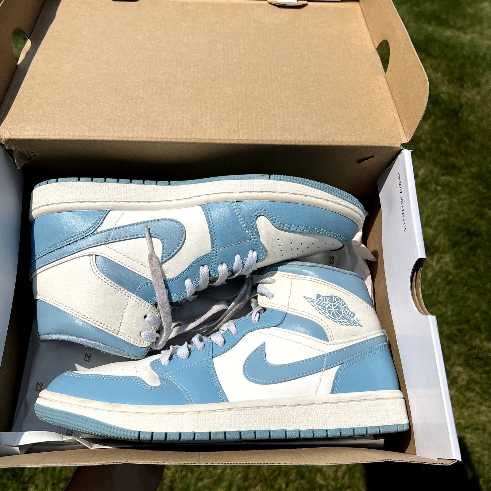 Jordan Brand × Nike Size 8.5 - Air Jordan 1 Mid University Blue Women's Shoes Size US 8.5 / IT 38.5 - 7 Thumbnail