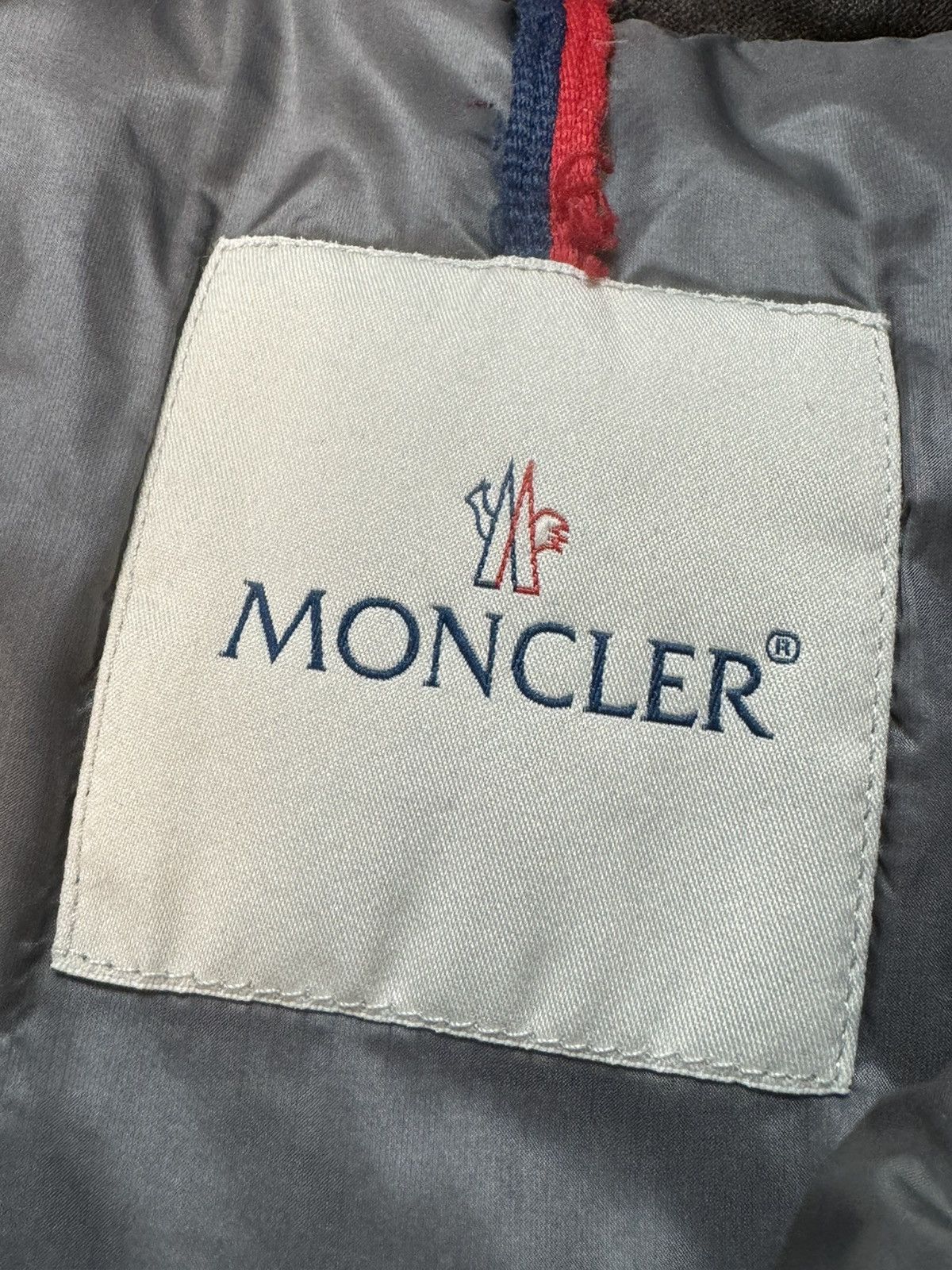 Moncler Moncler Montgenevre gray puffer jacket Size US M / EU 48-50 / 2 - 6 Thumbnail