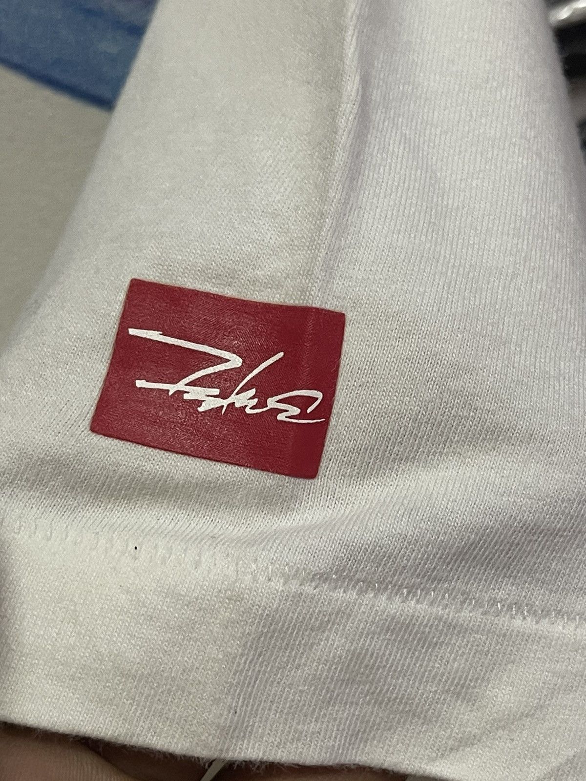 Uniqlo Uniqlo x Futura🔥🔥🔥 Size US L / EU 52-54 / 3 - 2 Thumbnail