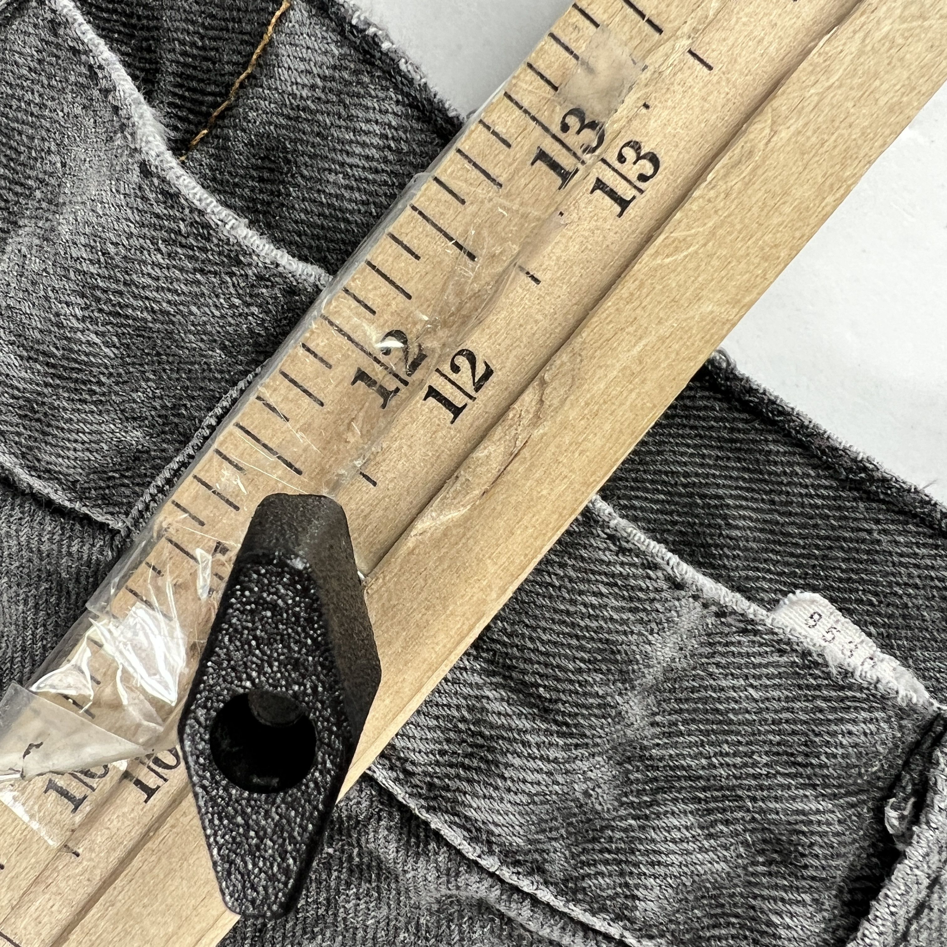 Levi's × Vintage Y2K Levi's Jean Shorts 505 Faded Cut Off Cotton Denim Jorts Size US 34 / EU 50 - 22 Thumbnail