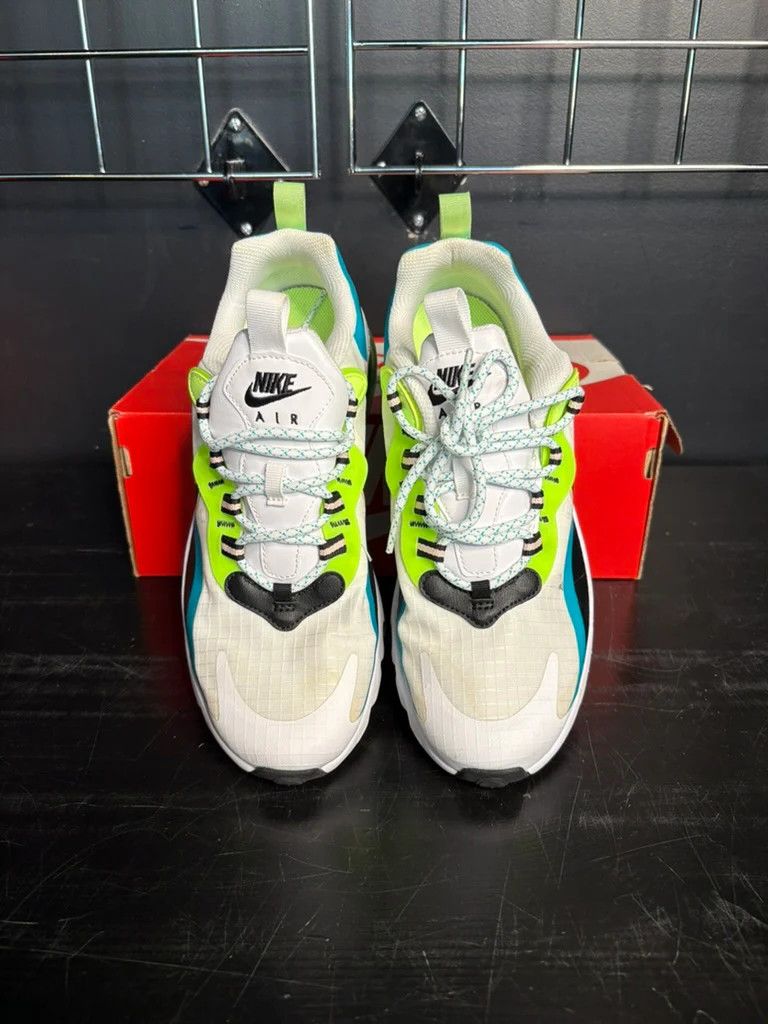 Nike Nike Air Max 270 "React" (Ghost Green) (GS) **PRE-OWNED** Size US 7 / EU 40 - 3 Thumbnail