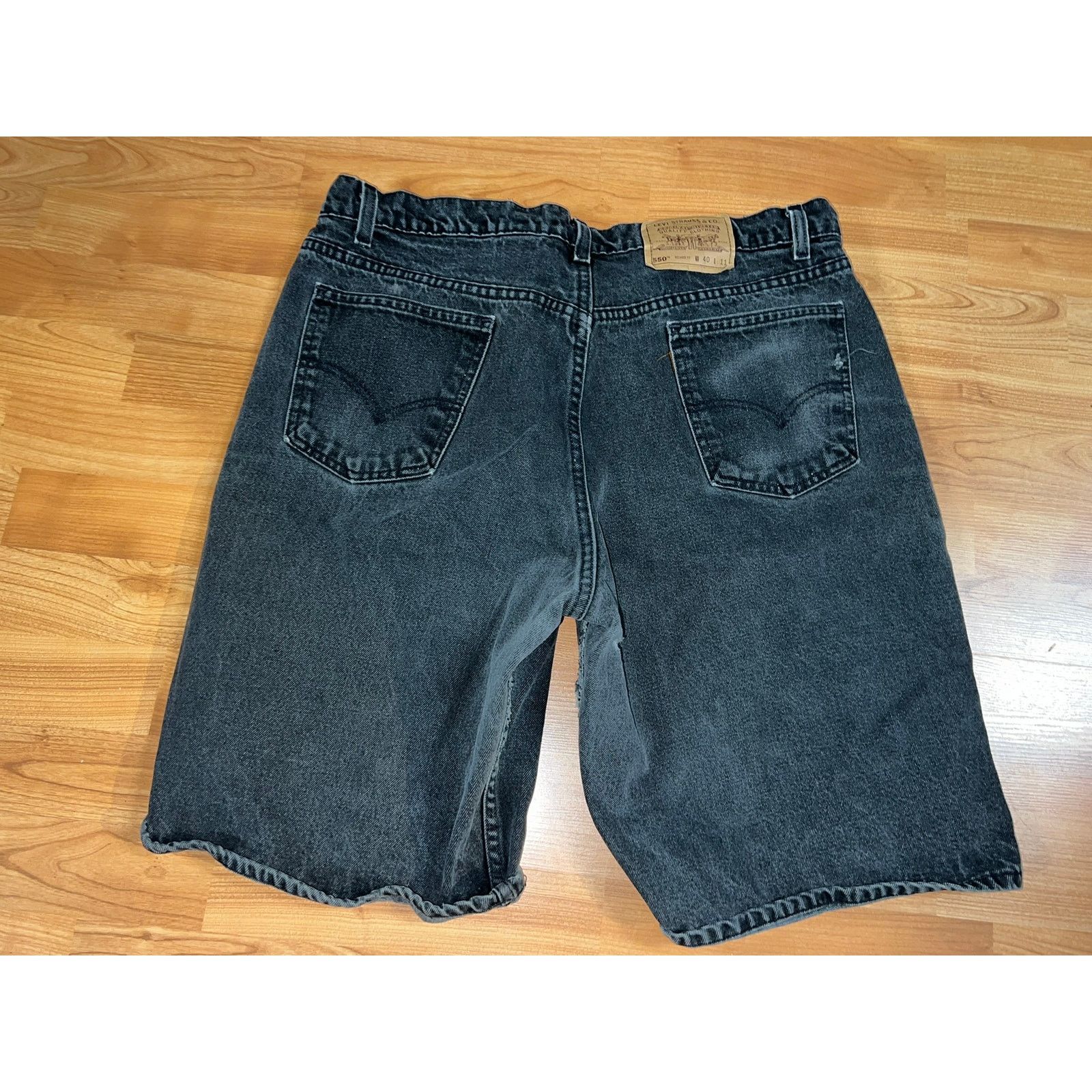 Levi's Vintage Levi Shorts 550 Relaxed Fit USA Orange Tab 40x11 Size US 40 / EU 56 - 1 Thumbnail