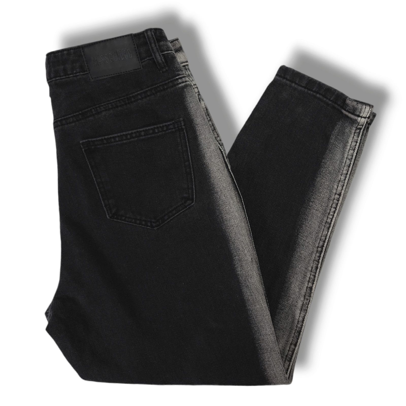 Other EUC Missguided Two-Tone Mom Jeans Crop Denim Jeans Sz. 6x25 Size 28" / US 6 / IT 42 - 1 Thumbnail