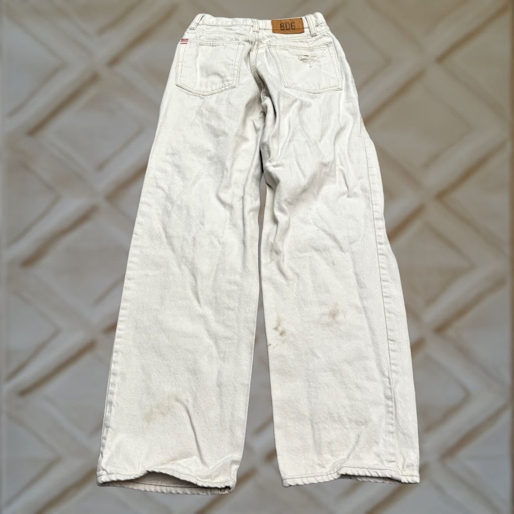 Urban Outfitters BDG Urban Outfitters Jeans Baggy High Rise Denim Womens 26R Cream Beige Distressed 5-Pocket Regular Jeans Mens Womens Size 26" / US 2 / IT 38 - 1 Thumbnail