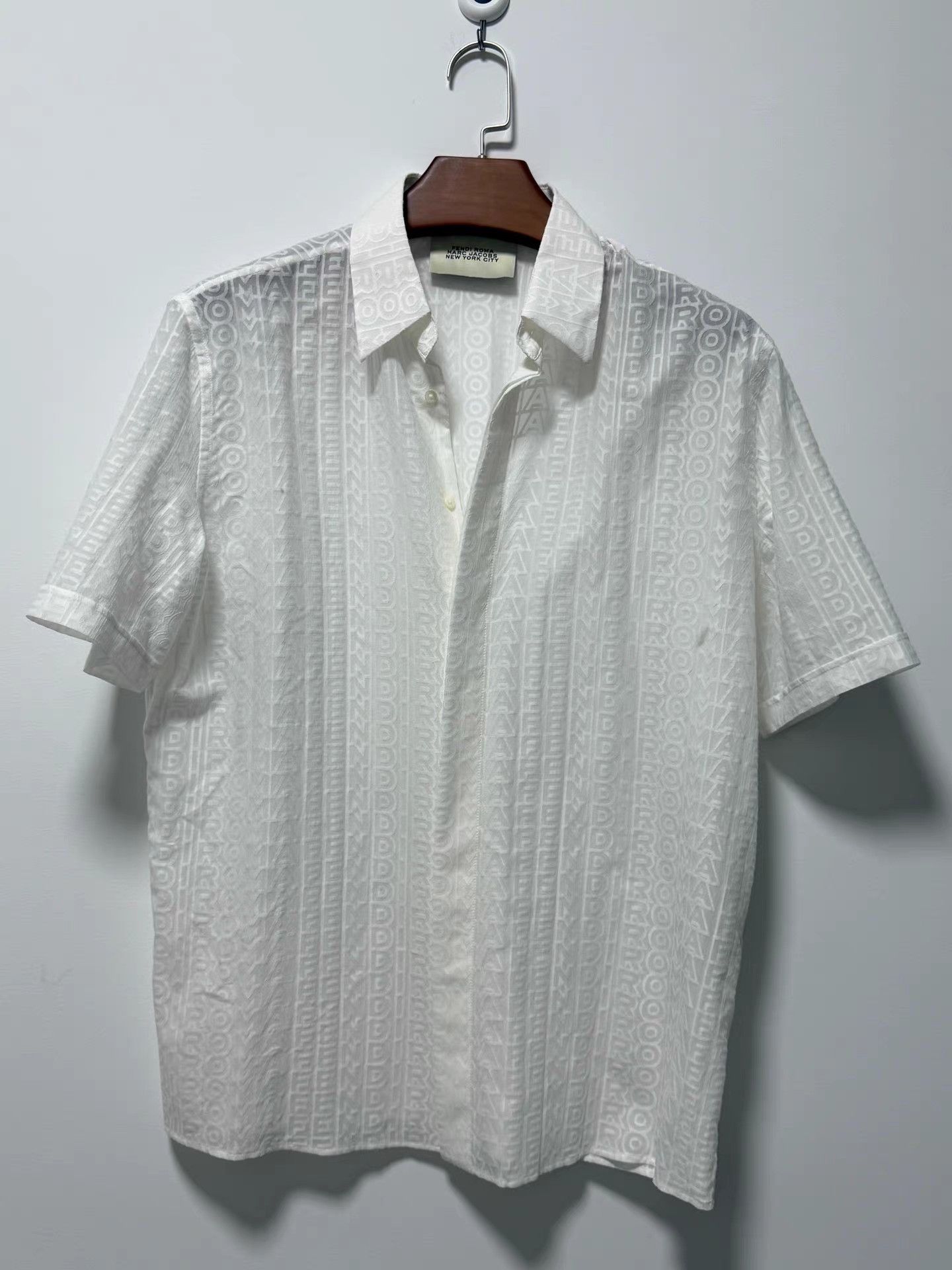 Fendi FENDI All-Over Print Short Sleeve T-shirt K13 Size US XXS / EU 40 - 1 Thumbnail