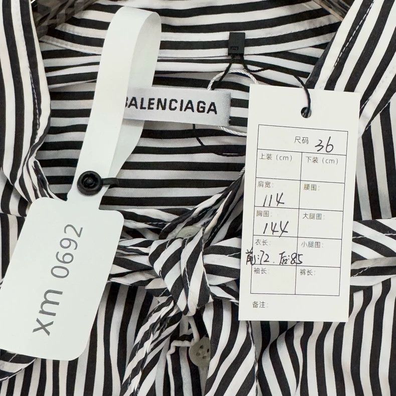 Balenciaga Balenciaga size 36 Striped shirt with letter logo on the b Size XS / US 0-2 / IT 36-38 - 2 Thumbnail