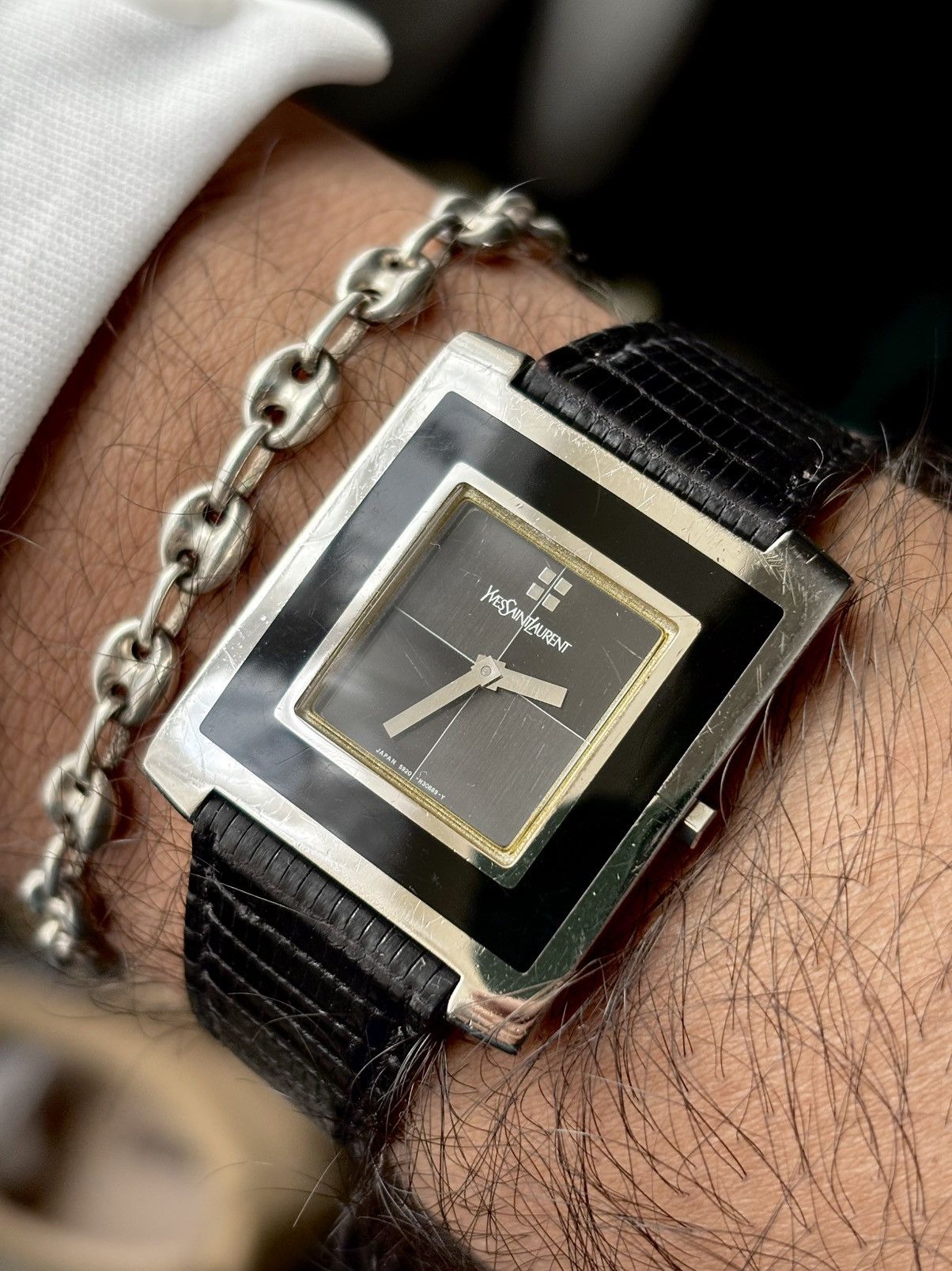 Yves Saint Laurent Vintage YSL square enamel bezel square grey black dial croc Size ONE SIZE - 2 Thumbnail