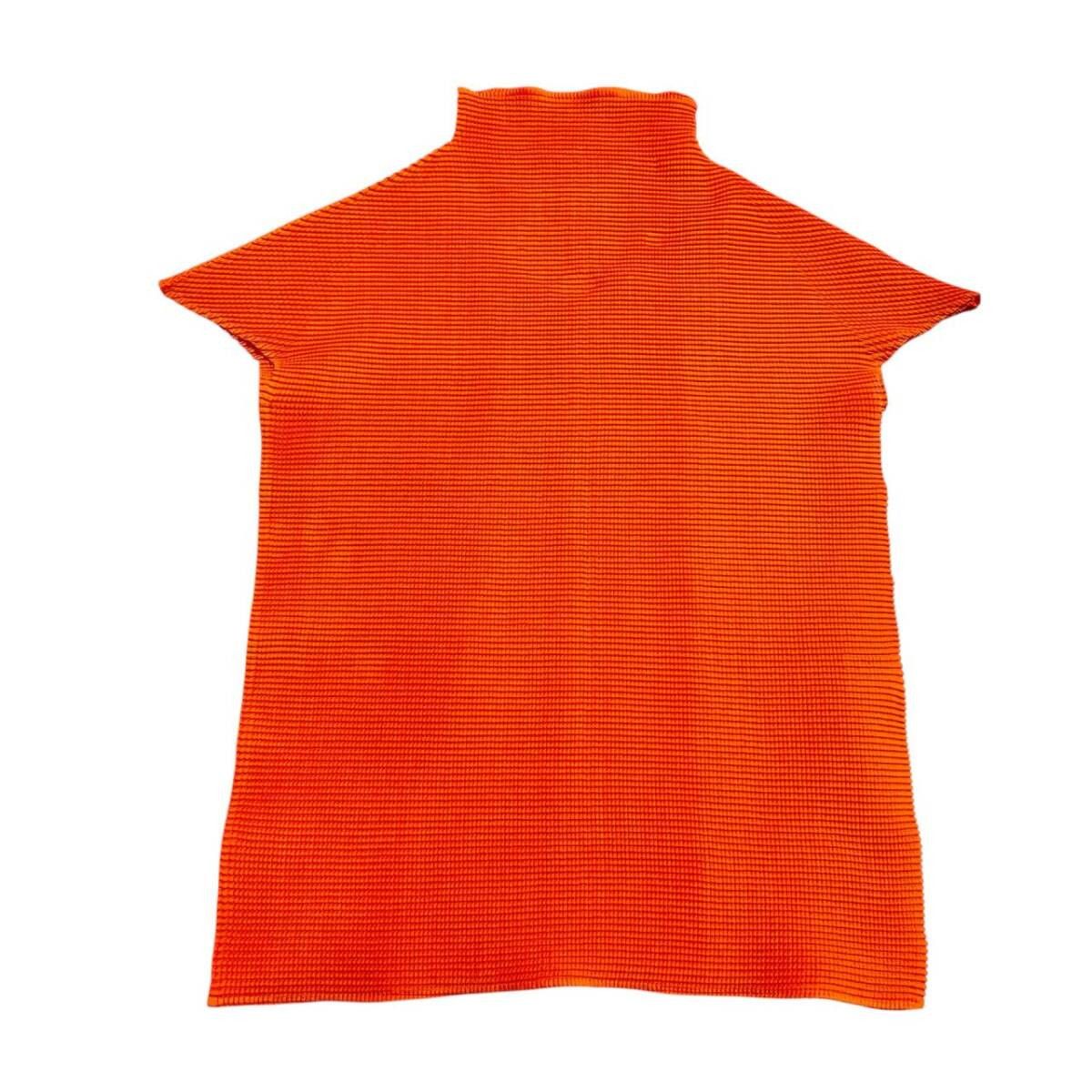 Pleats Please Issey Miyake Issey Miyake Pleats T Orange Top Size M / US 6-8 / IT 42-44 - 1 Thumbnail