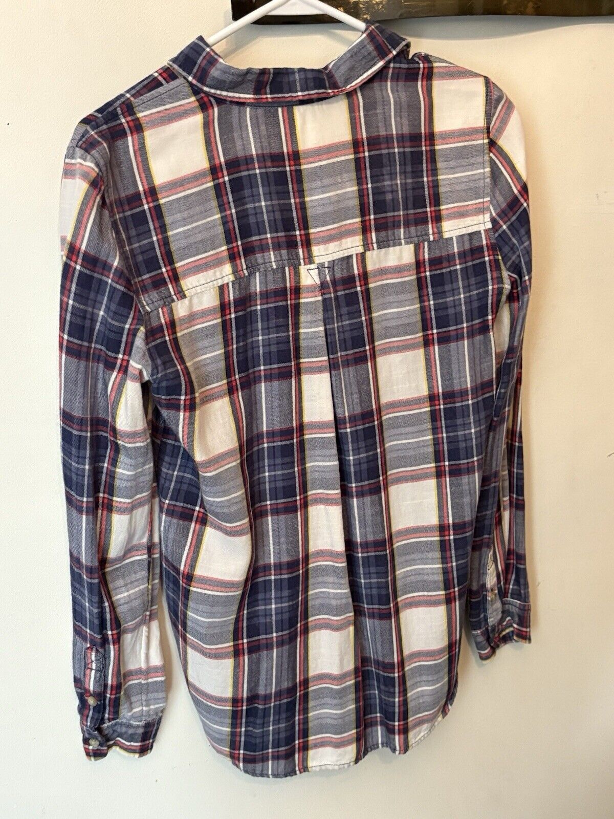 American Eagle Outfitters American Eagle Boyfriend Small Plaid Button Up Size S / US 4 / IT 40 - 2 Thumbnail