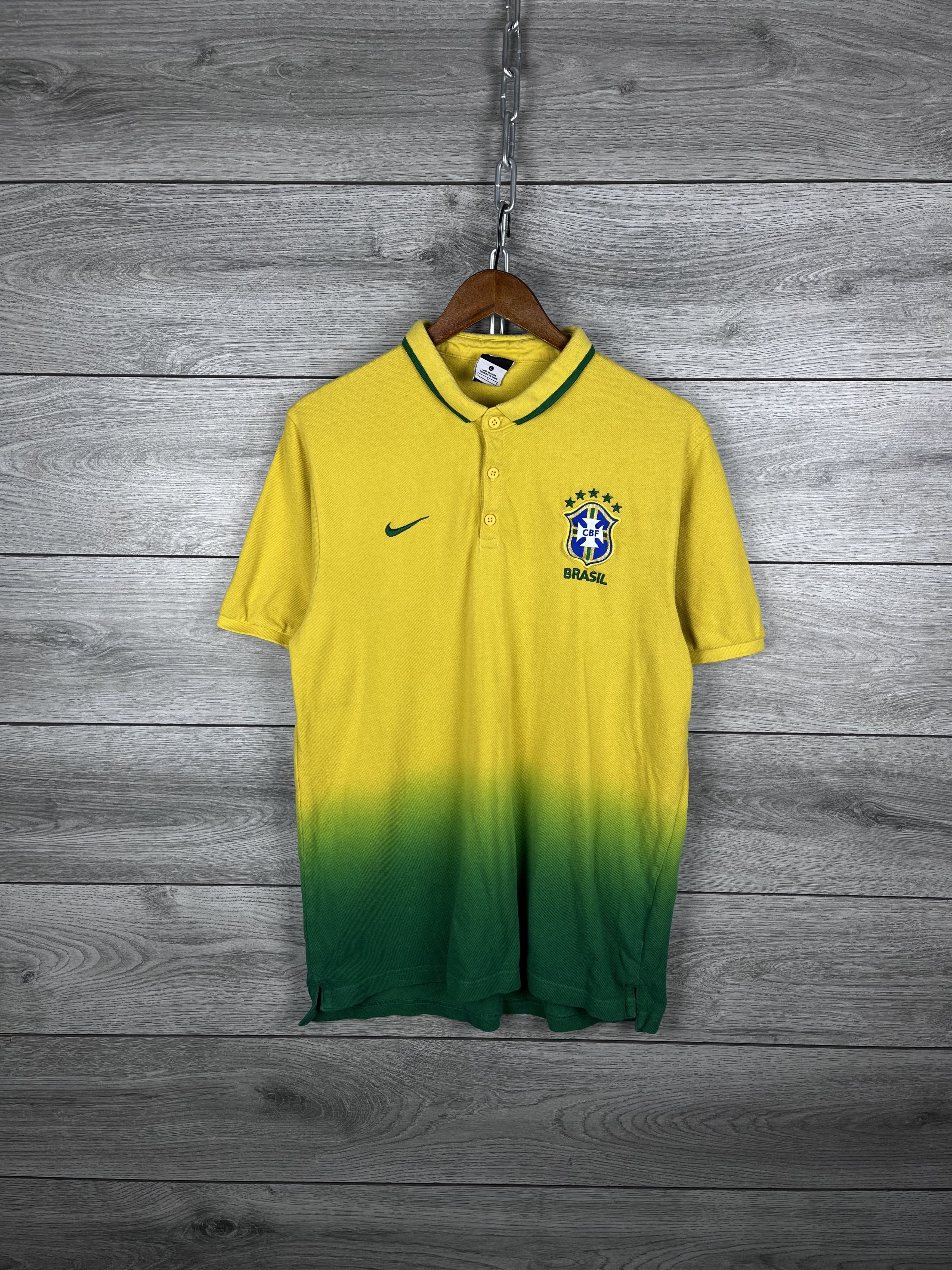 Nike Men’s Nike polo Brazil 🇧🇷 size L Size US L / EU 52-54 / 3 - 1 Thumbnail