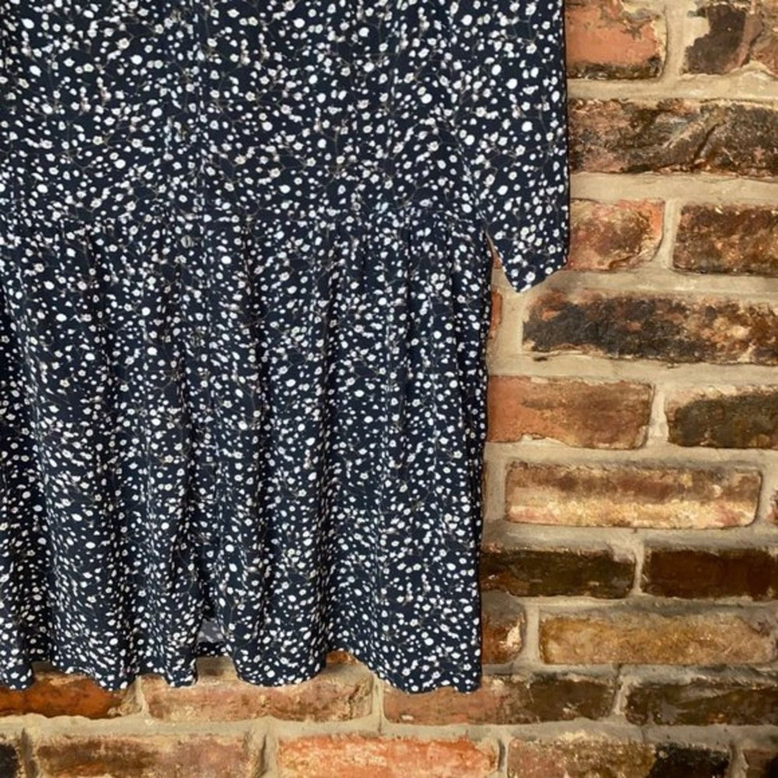 Nicole Miller Nicole Miller Artelier Black Floral Mini Dress Medium Size M / US 6-8 / IT 42-44 - 4 Thumbnail