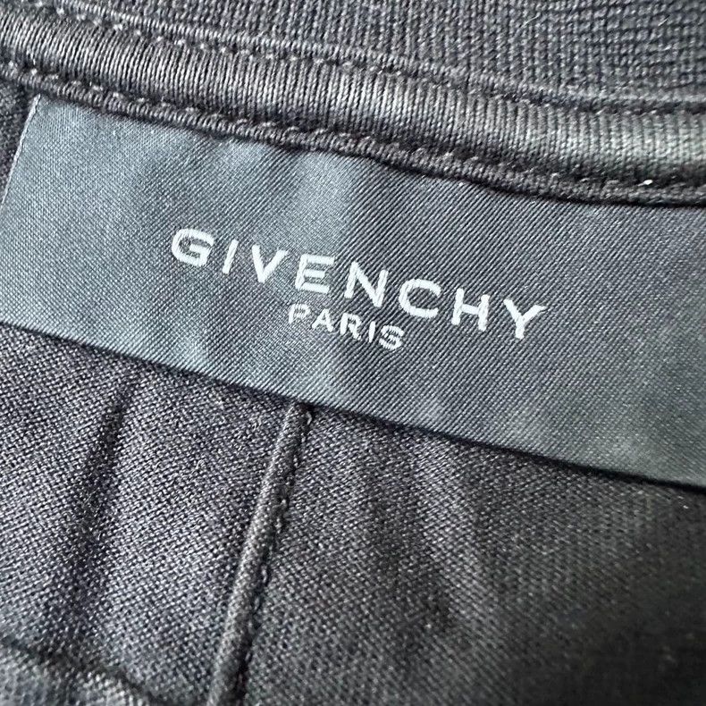 Givenchy Givenchy Limited Edition Black Metal Star Short Sleeve Siz Size US S / EU 44-46 / 1 - 3 Thumbnail
