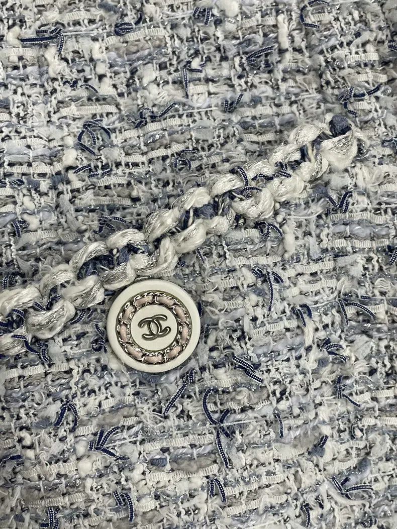 Chanel Chanel 19C Cruise Series Blue and White Glitter Round-neck Size XXS / US 00 / IT 34 - 3 Thumbnail