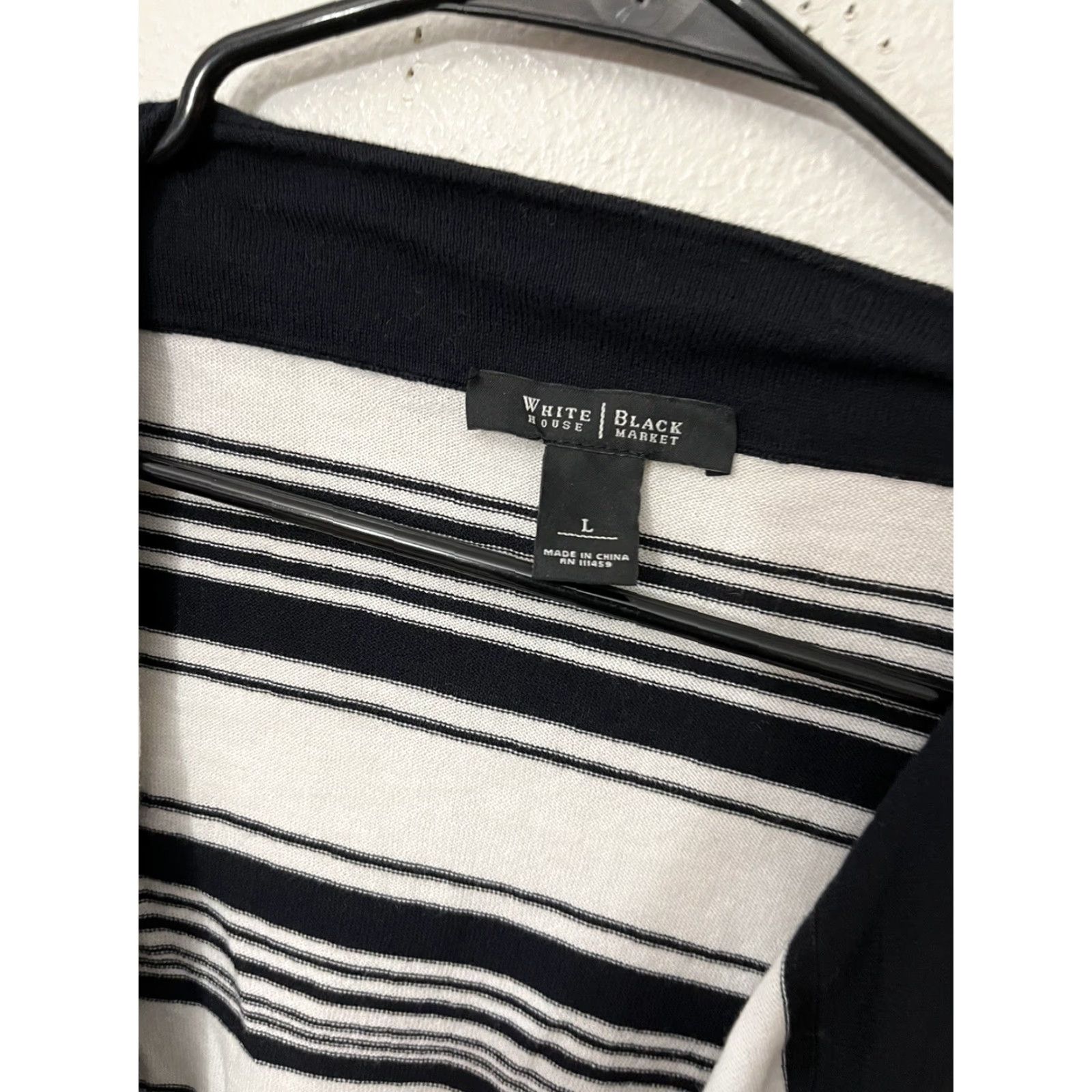 White House Black Market VINTAGE White House Black Market Open Front Waterfall Cardigan Sweater Striped Large Black & White Womens Size L / US 10 / IT 46 - 3 Thumbnail
