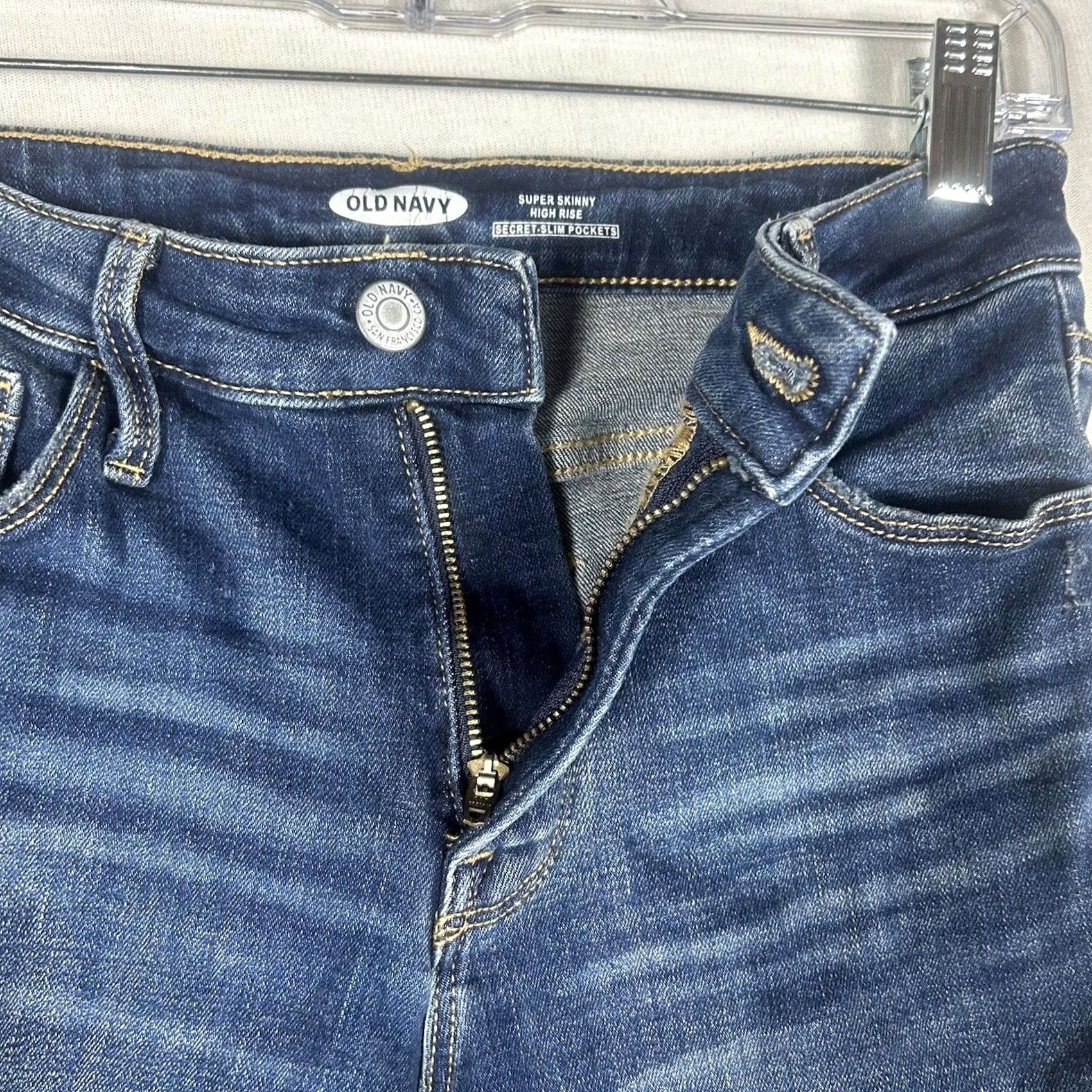 Old Navy Old Navy Jeans Womens Size 0 Blue Denim Stretch 5-Pocket High Rise Skinny Straight Leg Shirt? Size 25" / US 0 / IT 36 - 2 Thumbnail