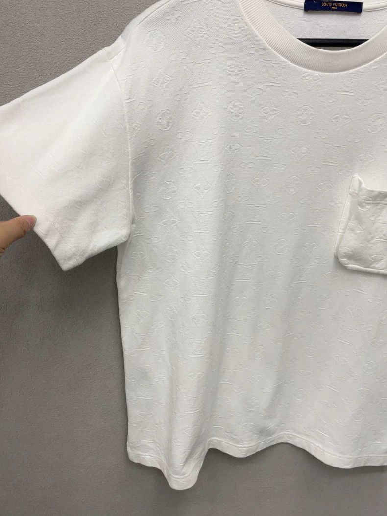 Louis Vuitton Louis Vuitton white pocket and full print of old flower sh Size US S / EU 44-46 / 1 - 4 Thumbnail