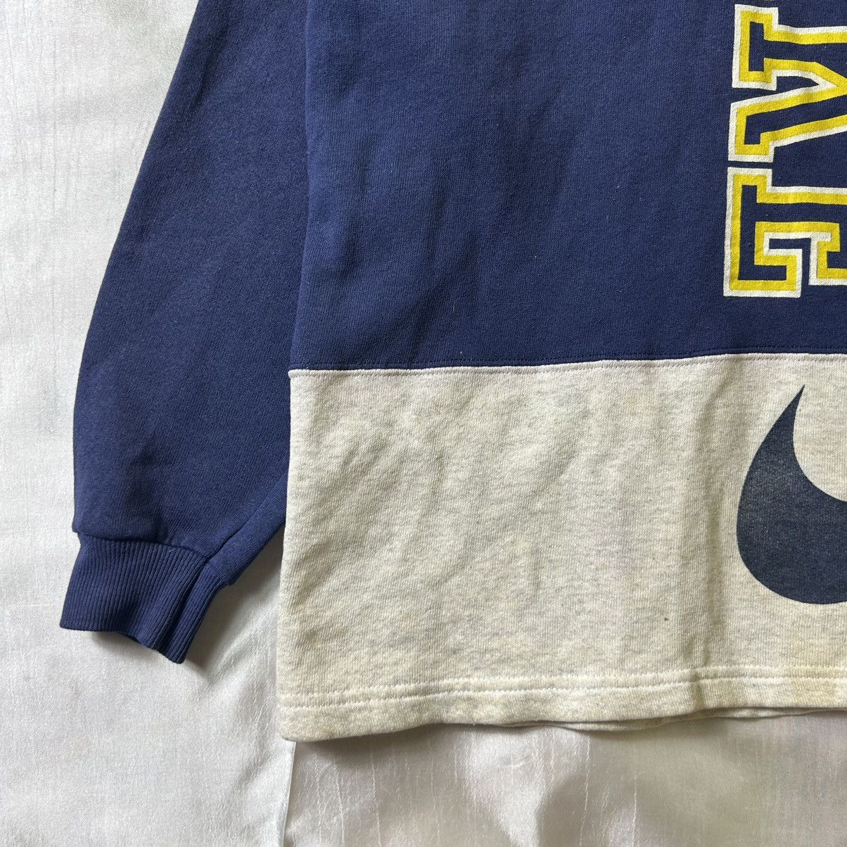 Nike Vintage 90s Nike Big Logo Hoodie Size S / US 4 / IT 40 - 5 Thumbnail