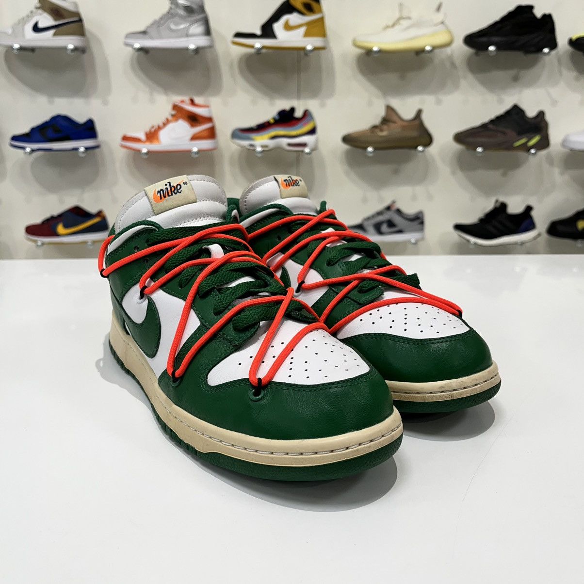 Nike × Off-White Nike Dunk Low x Off-White Pine Green Size US 10 / EU 43 - 8 Thumbnail