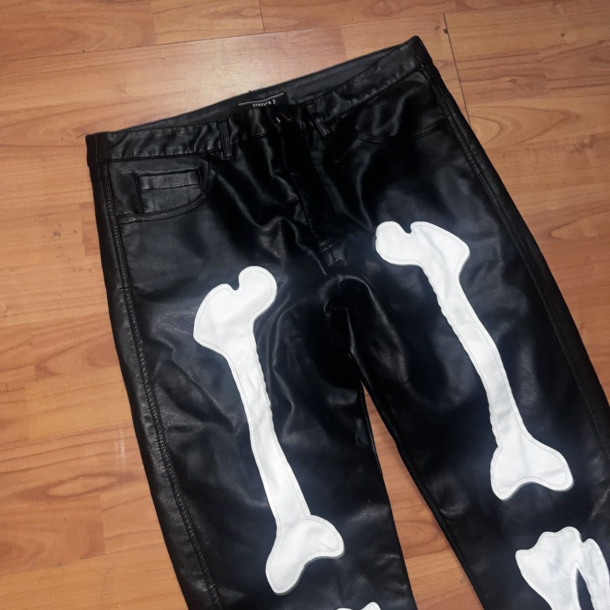 Other H&M Skeleton Faux Leather Jeans 32x30 Size US 32 / EU 48 - 3 Thumbnail