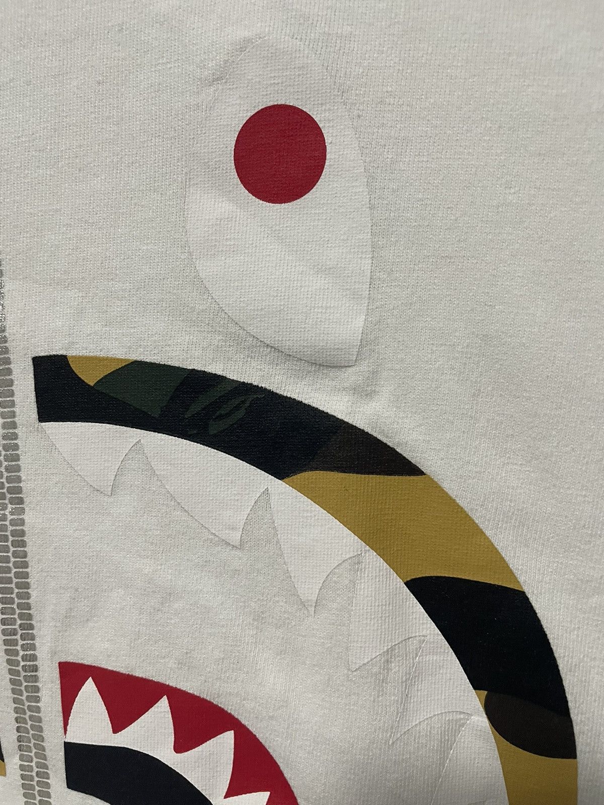 Bape 1st Camo Shark Tee Bape T Shirt Size US L / EU 52-54 / 3 - 6 Thumbnail