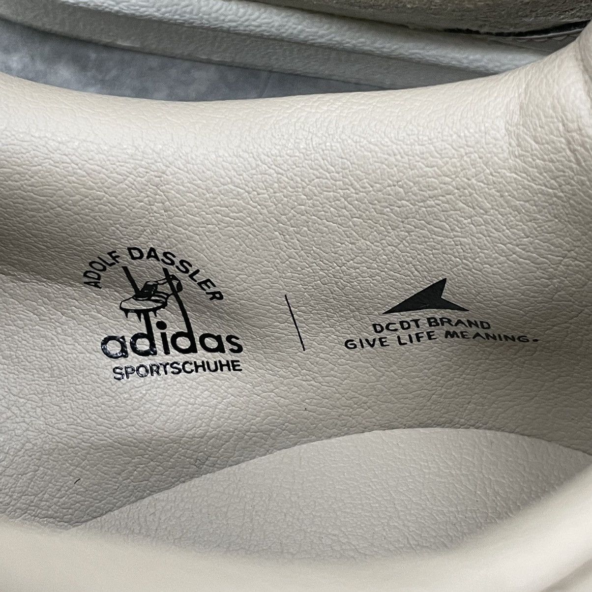 Adidas × Descendant Adidas X Descendant DCDT Campus Hemp UK8 Rare Size US 8.5 / EU 41-42 - 15 Thumbnail