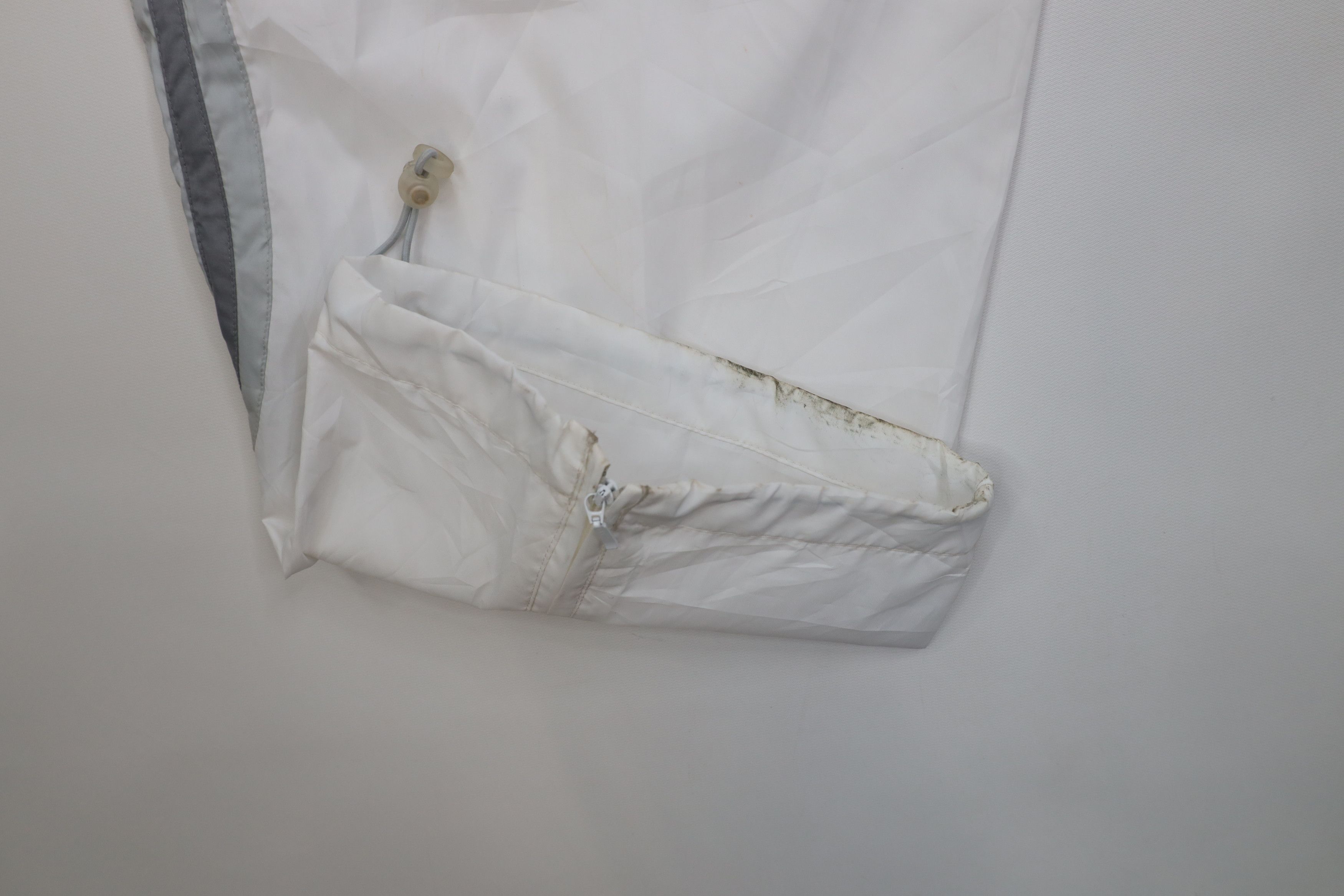 Nike Vintage Y2K Nike Swoosh Wide Leg Windbreaker Pants White Size US 36 / EU 52 - 6 Thumbnail