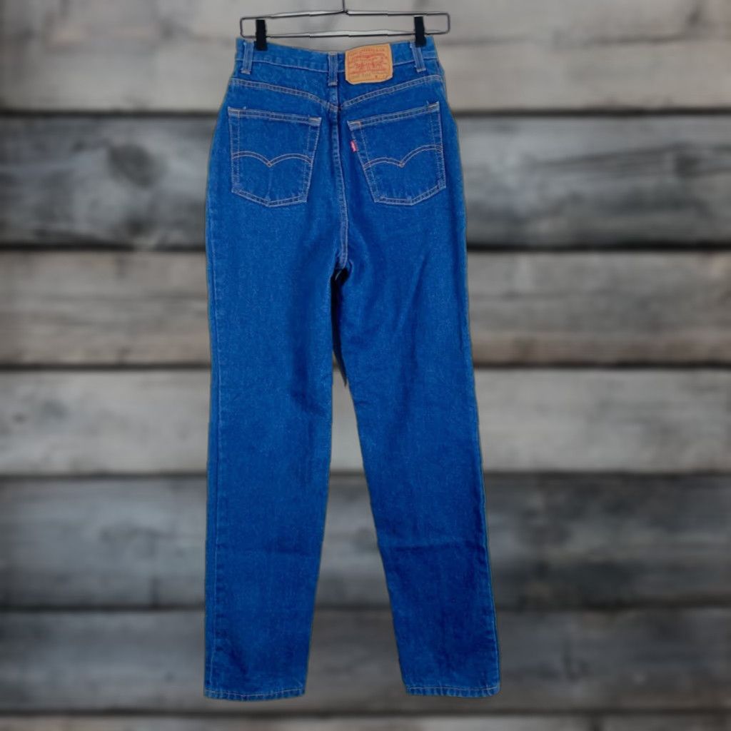 Levi's VINTAGE 80s Levi's 505 0214 Jeans Women's 14 (27 x 32) Blue Denim USA Made 1986 Size 36" / US 14 / IT 50 - 1 Thumbnail