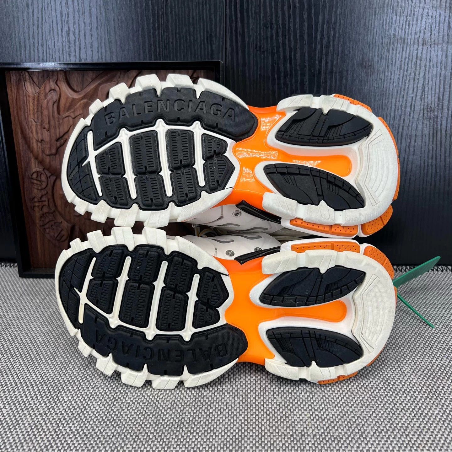 Balenciaga Balenciaga Track White Orange 34 Mint 2-3 wears OG Box Size US 4 / IT 34 - 6 Thumbnail