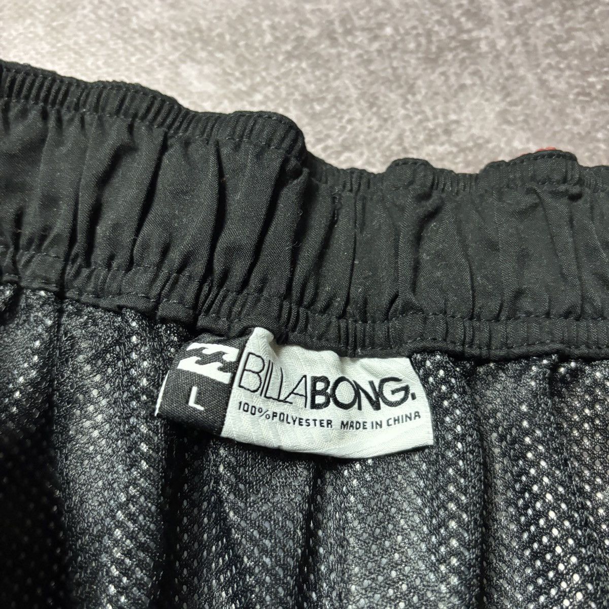 Billabong vintage billabong shorts surf style 90s black Size US 31 - 2 Thumbnail