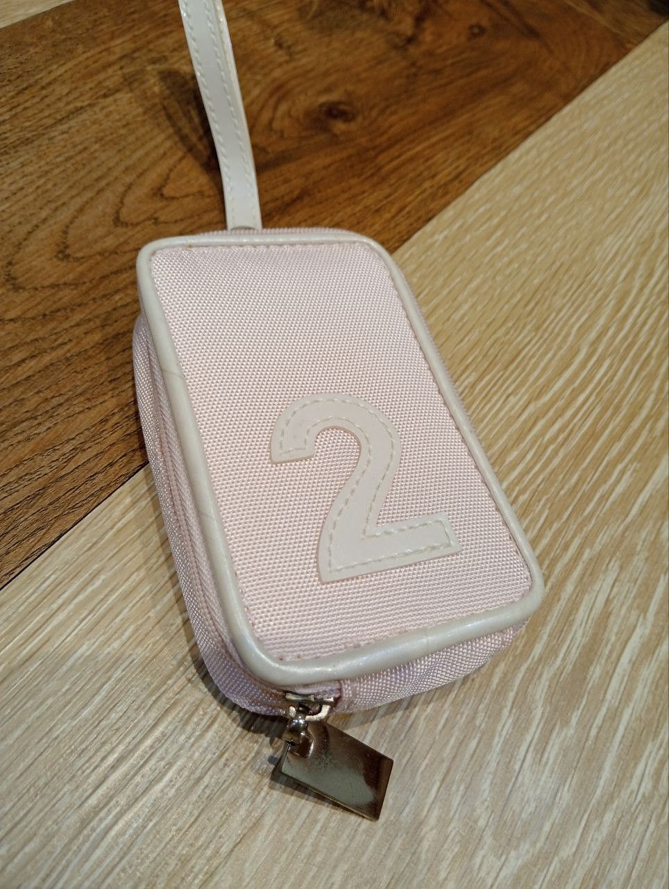 Dior DIOR BEAUTY WRISTLET NOVELTY POUCH 2004 ADDICT COLLECTION Size ONE SIZE - 2 Thumbnail