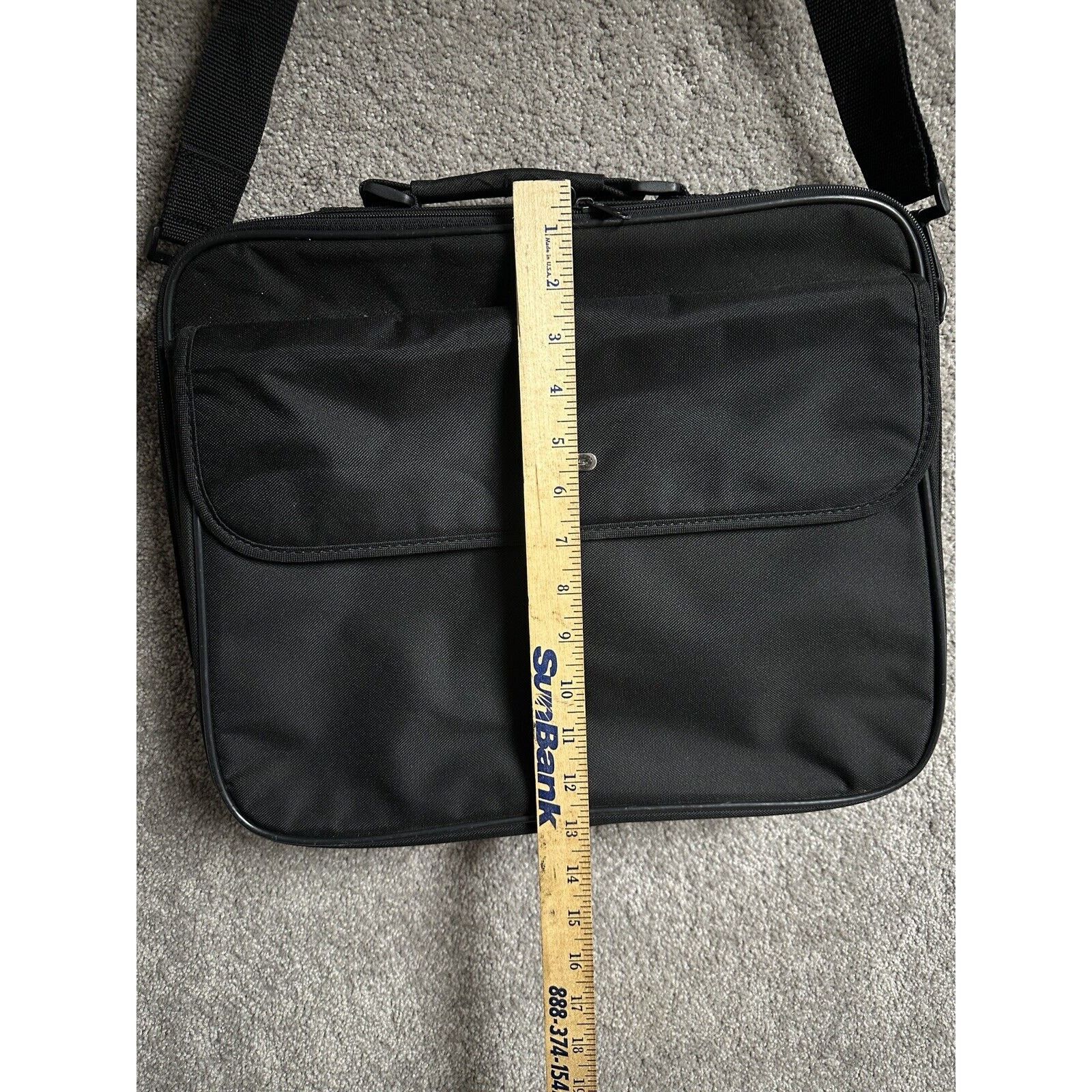 Other Targus Nylon 15.6” Black Padded Computer Messenger Bag Size ONE SIZE - 12 Thumbnail