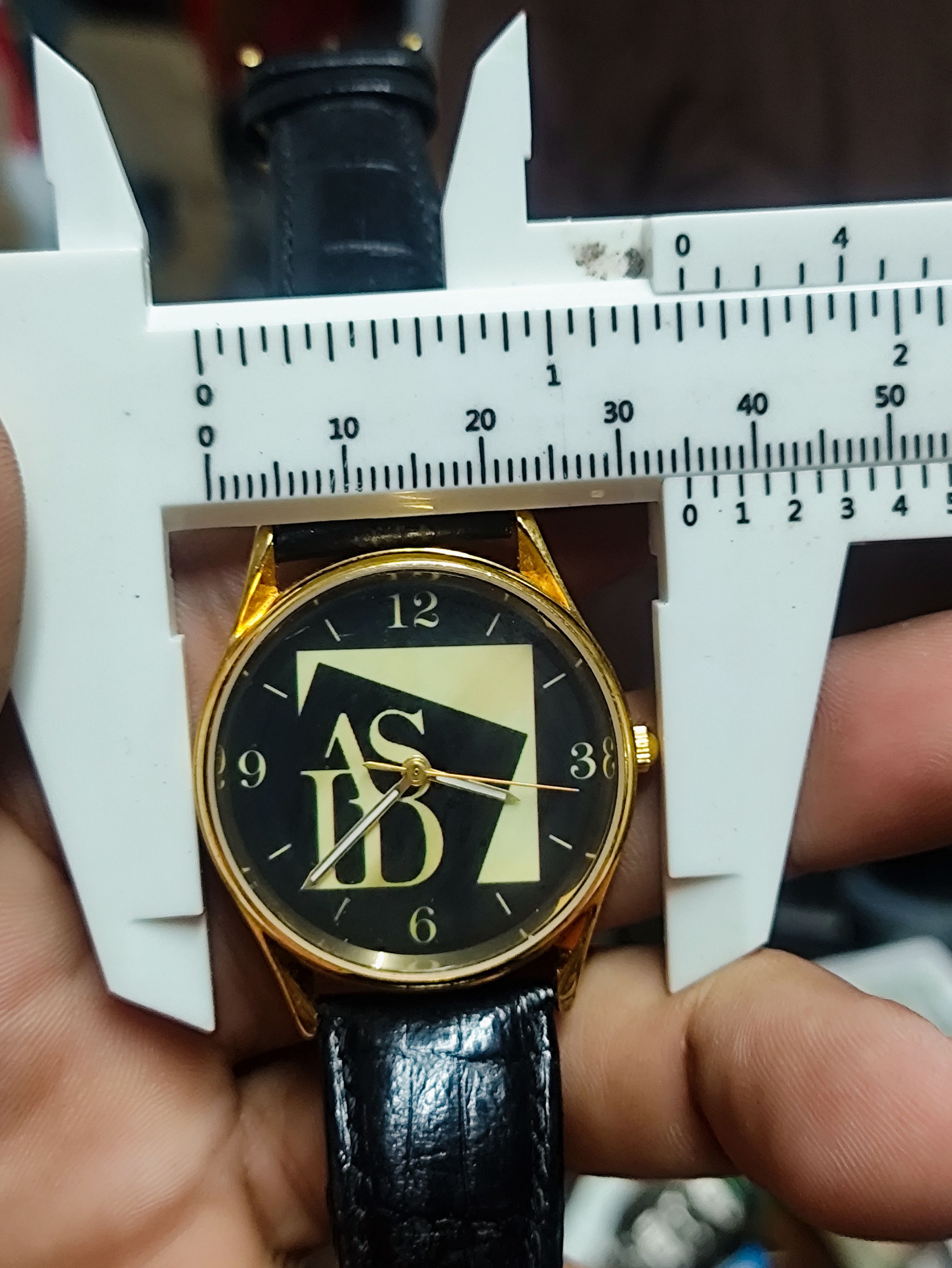 Japanese Brand Vintage Watch by JAPAN DESIGN STREETWEAR QUARTZ WATCH Size ONE SIZE - 7 Thumbnail