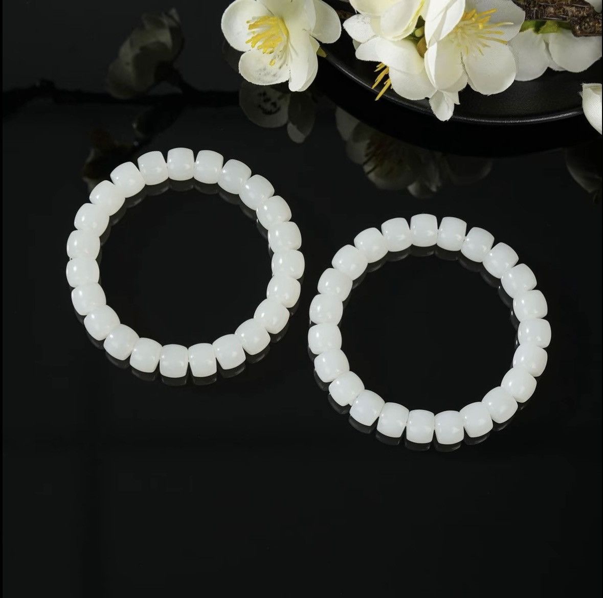 Other White Jade Bracelet Size ONE SIZE - 2 Thumbnail