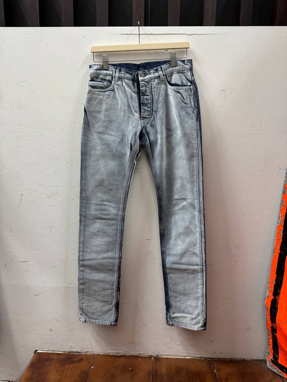Maison Margiela AW09 Maison Martin Margiela Flocked White Paint Denim Size US 30 / EU 46 - 2 Thumbnail
