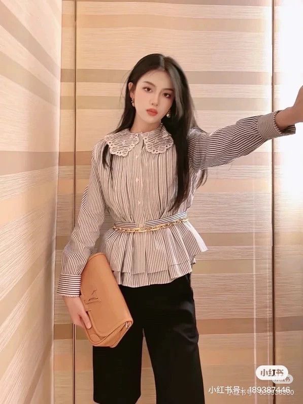 Louis Vuitton Louis Vuitton Blue and White Stripe Doll Collar Waist Shirt Size XXS / US 00 / IT 34 - 7 Thumbnail