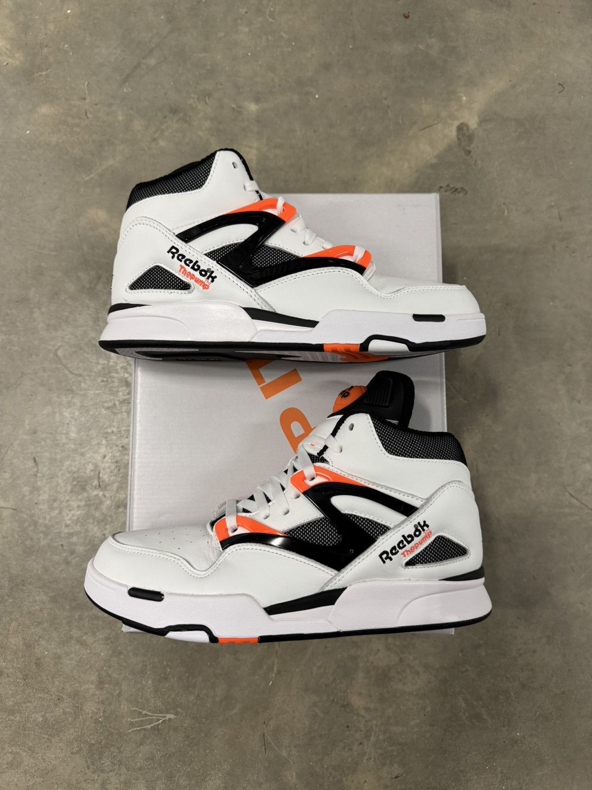 Reebok Reebok Pump Omni Zone II White Size 10.5 Size US 10.5 / EU 43-44 - 2 Thumbnail
