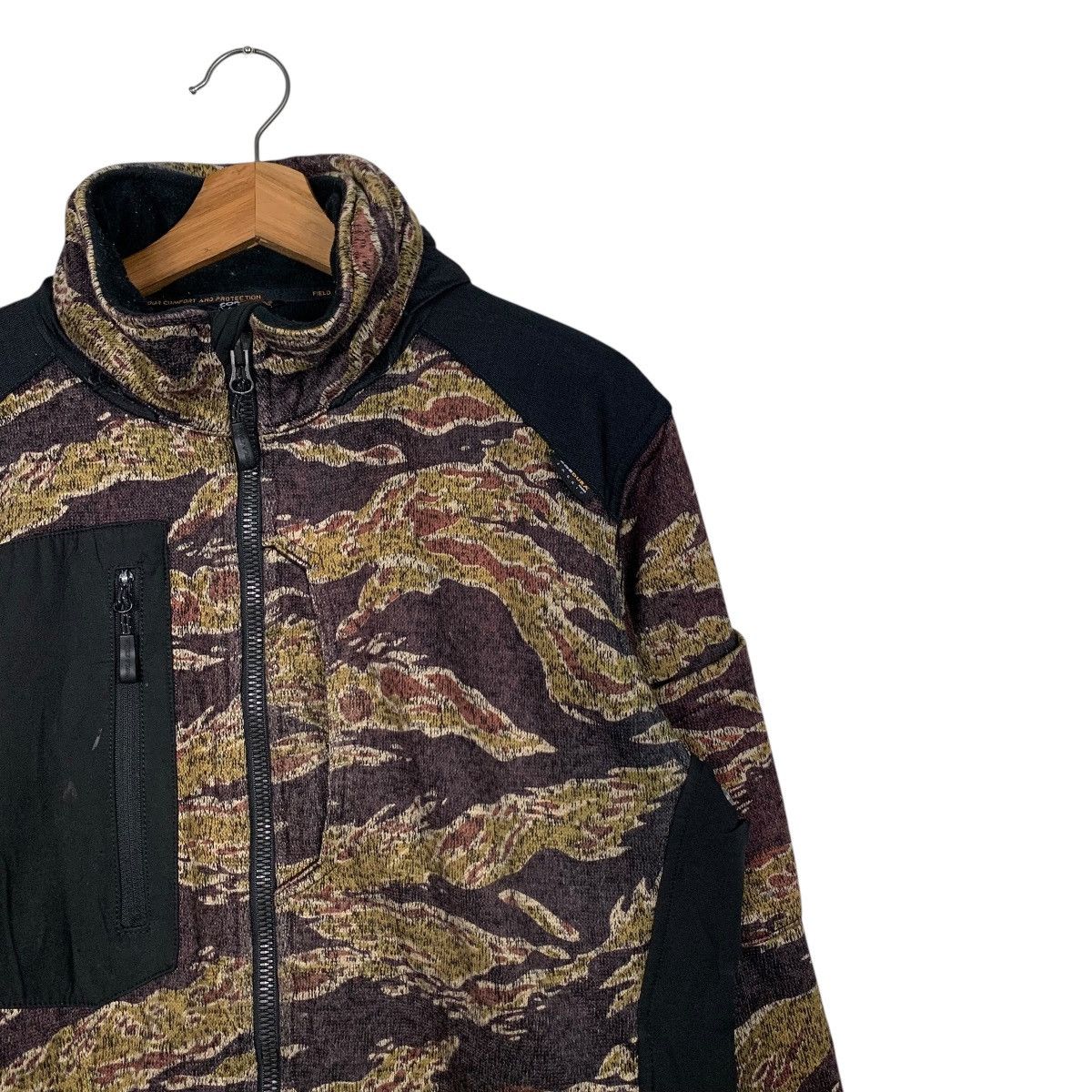 Huntington FIELD CORE Cordura Fabric Camo Jacket #1670-C74 Size US L / EU 52-54 / 3 - 5 Thumbnail