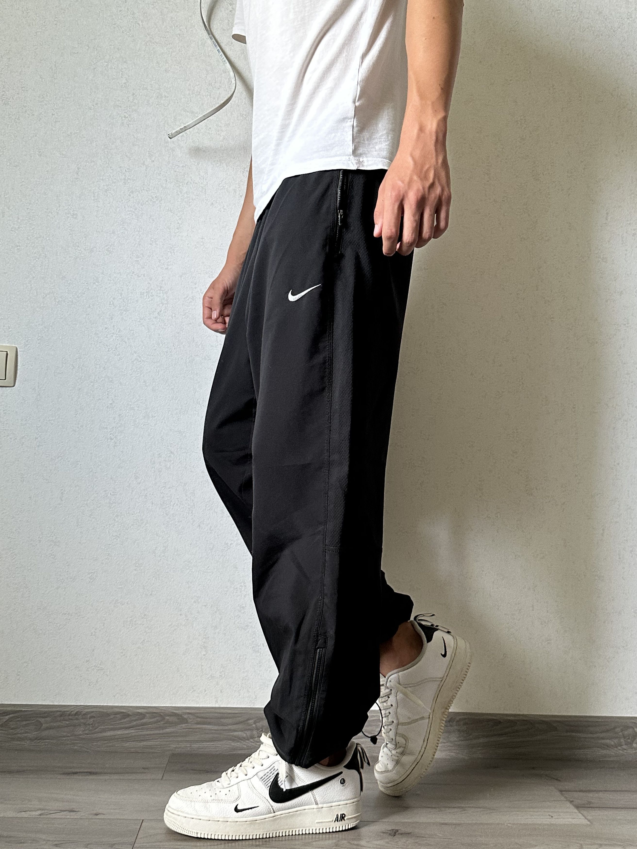 Nike NIKE BAGGY NYLON TRACK PANTS VINTAGE Size US 34 / EU 50 - 10 Thumbnail